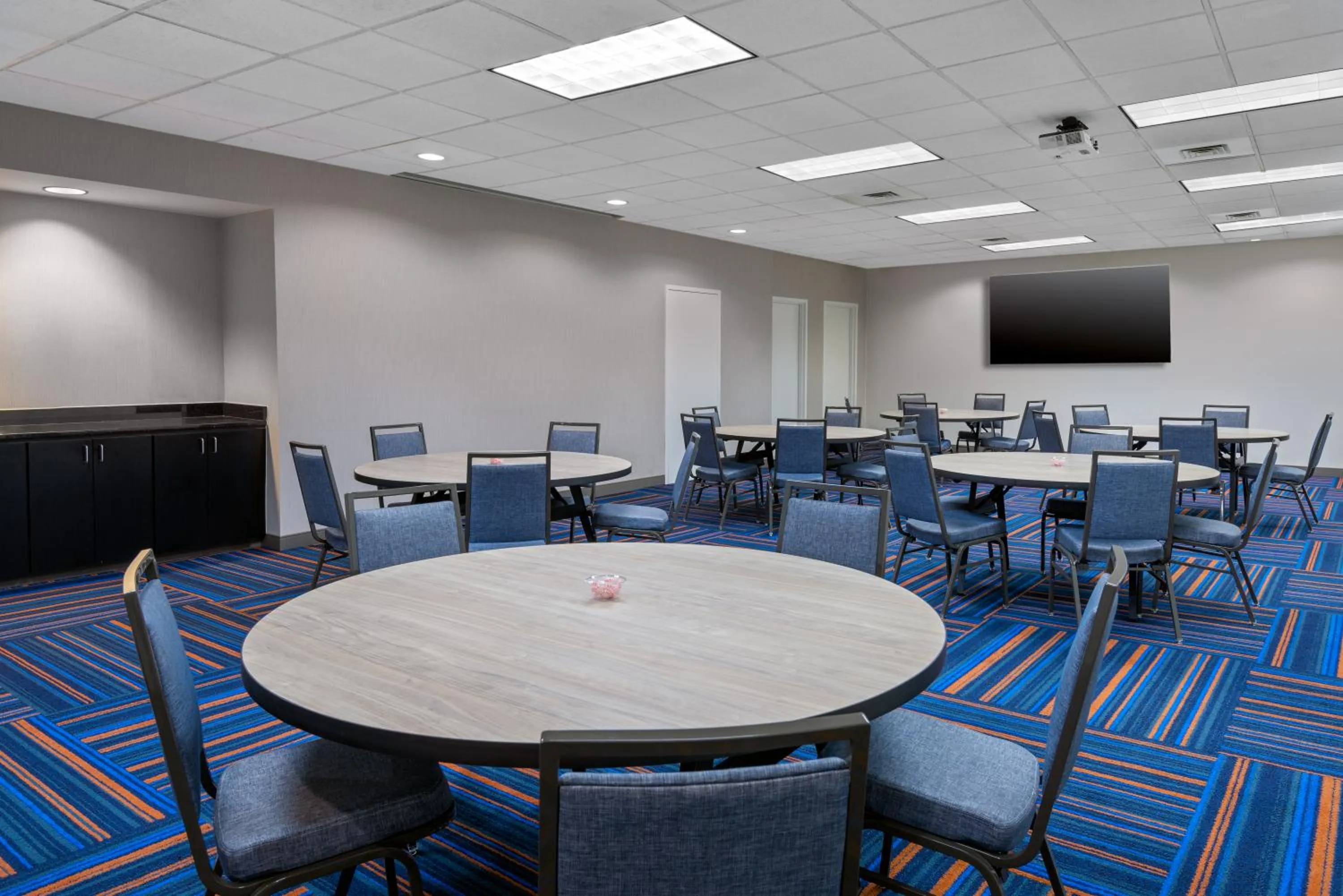 Meeting/conference room in Hampton Inn Charlotte Uptown