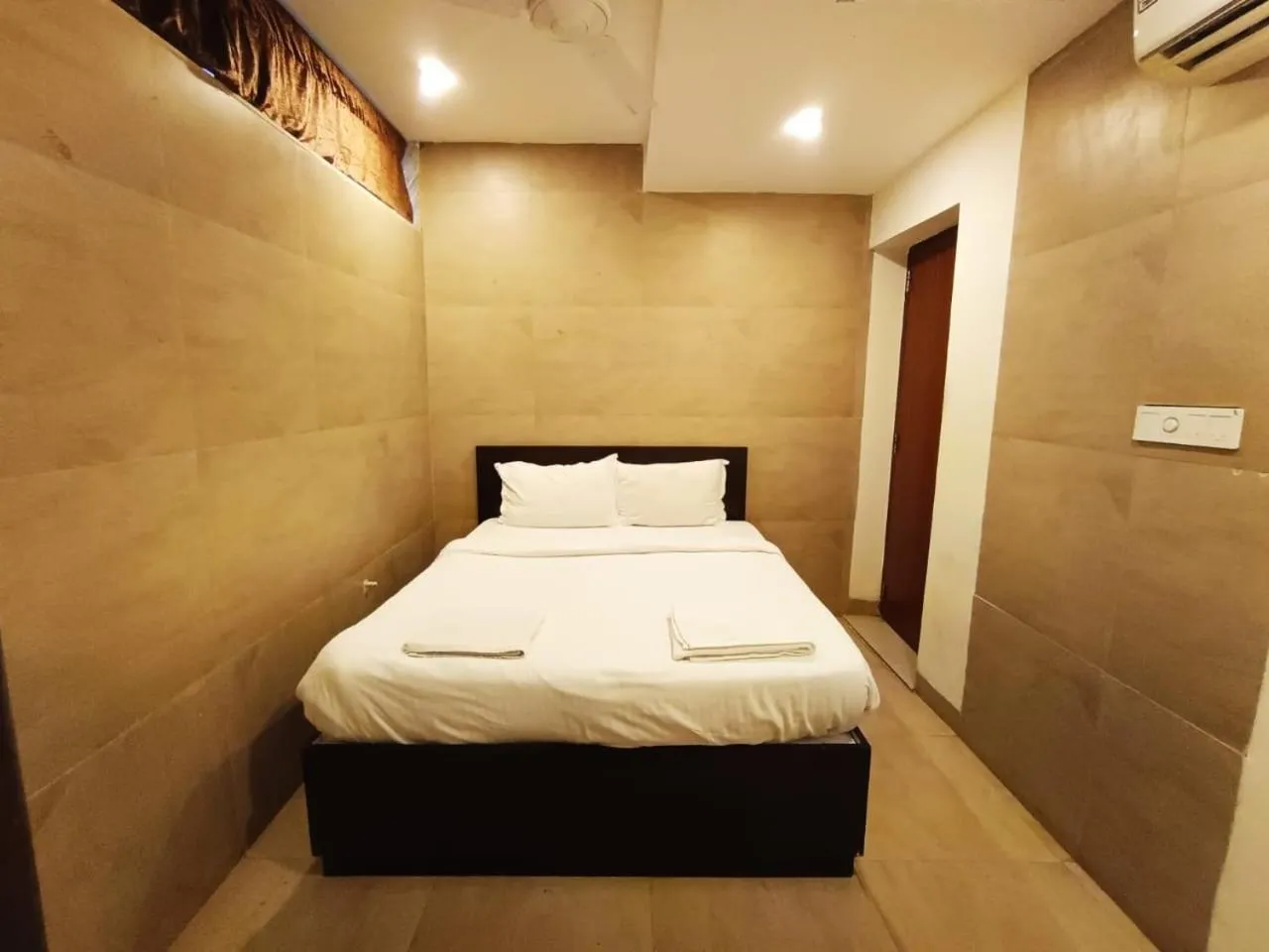 Bed in The Eternal Wave by Krish Retreat