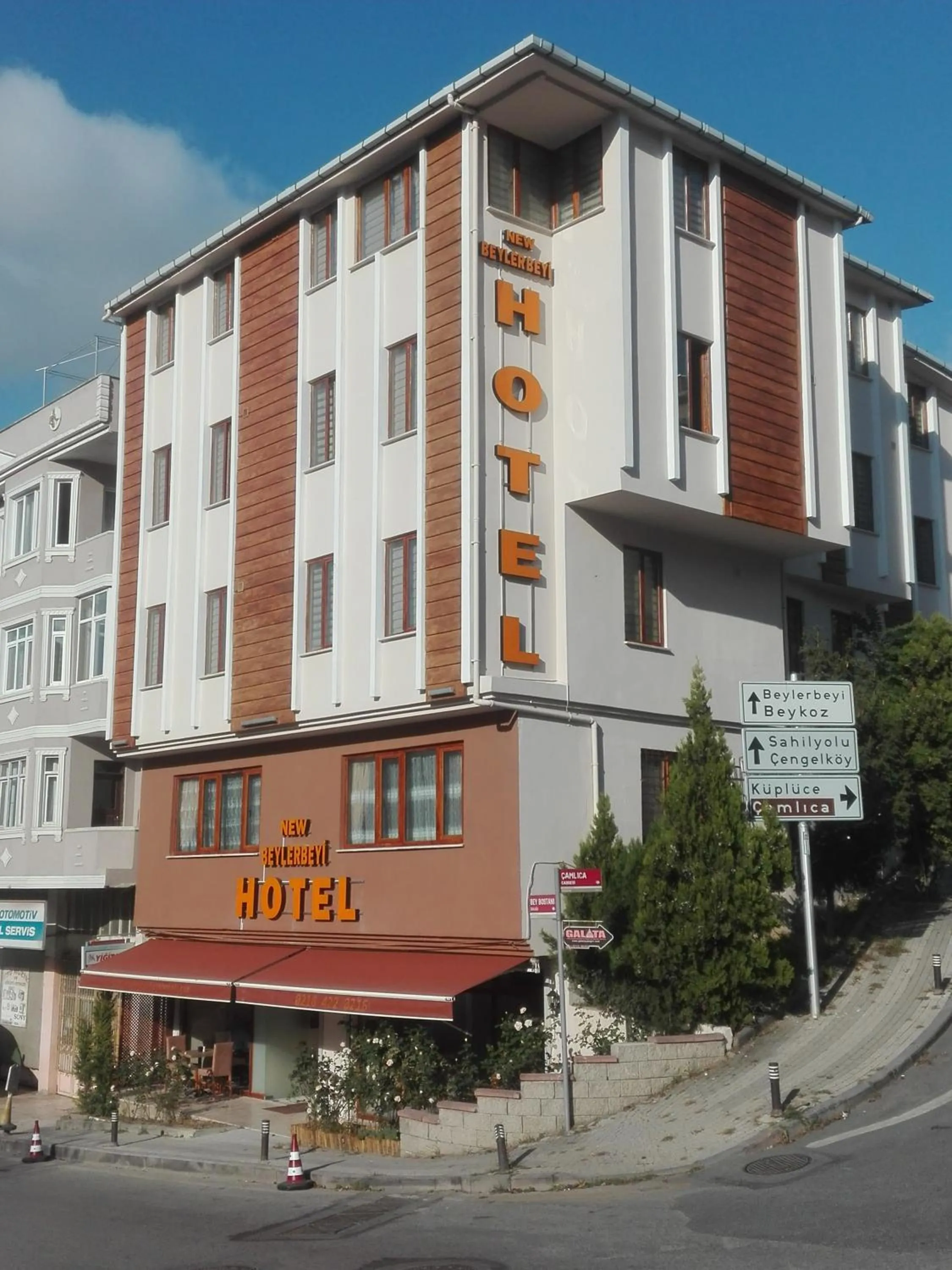 Property building in NEW BEYLERBEYİ HOTEL