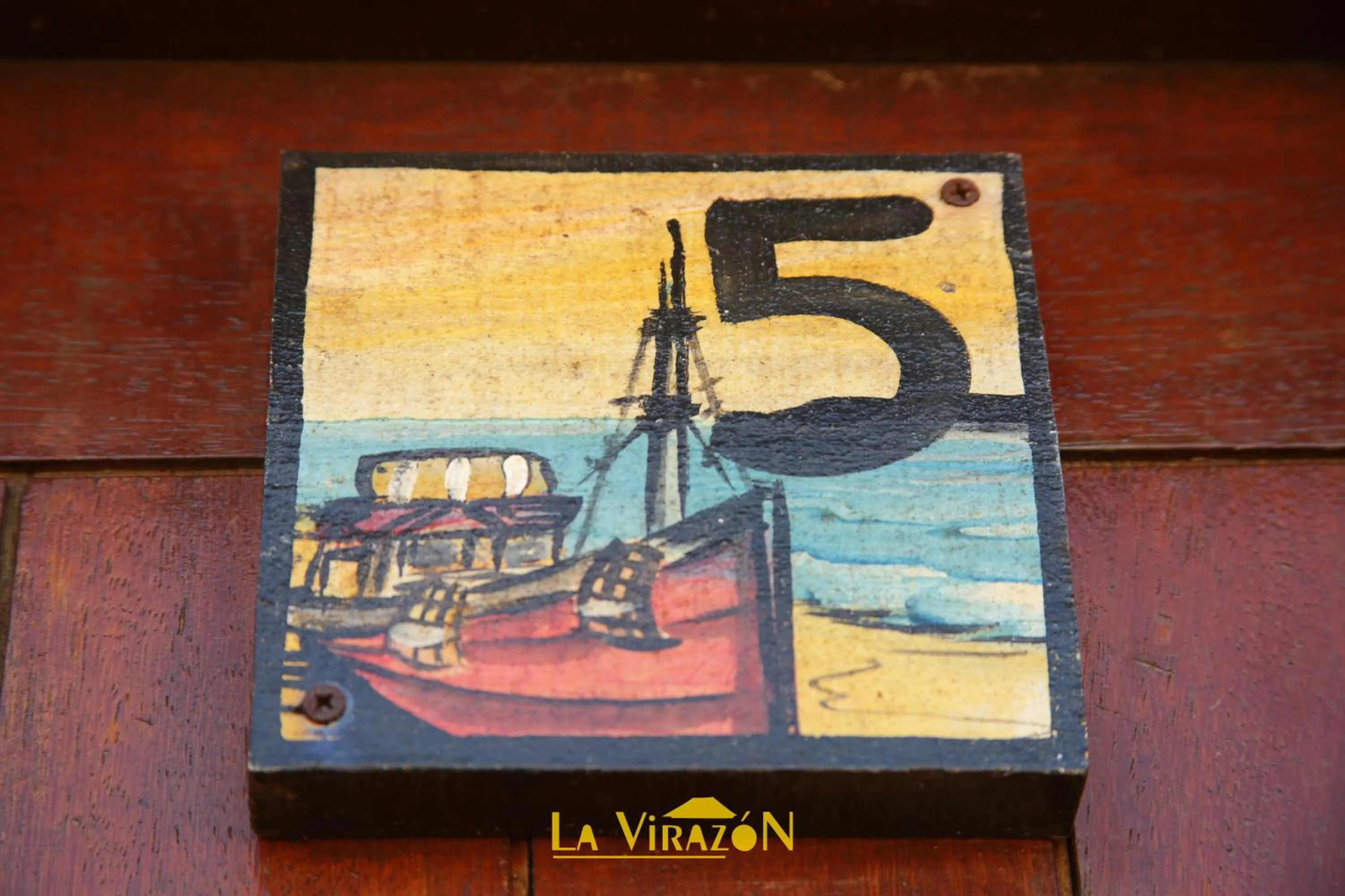 Decorative detail in Hostal La Virazón