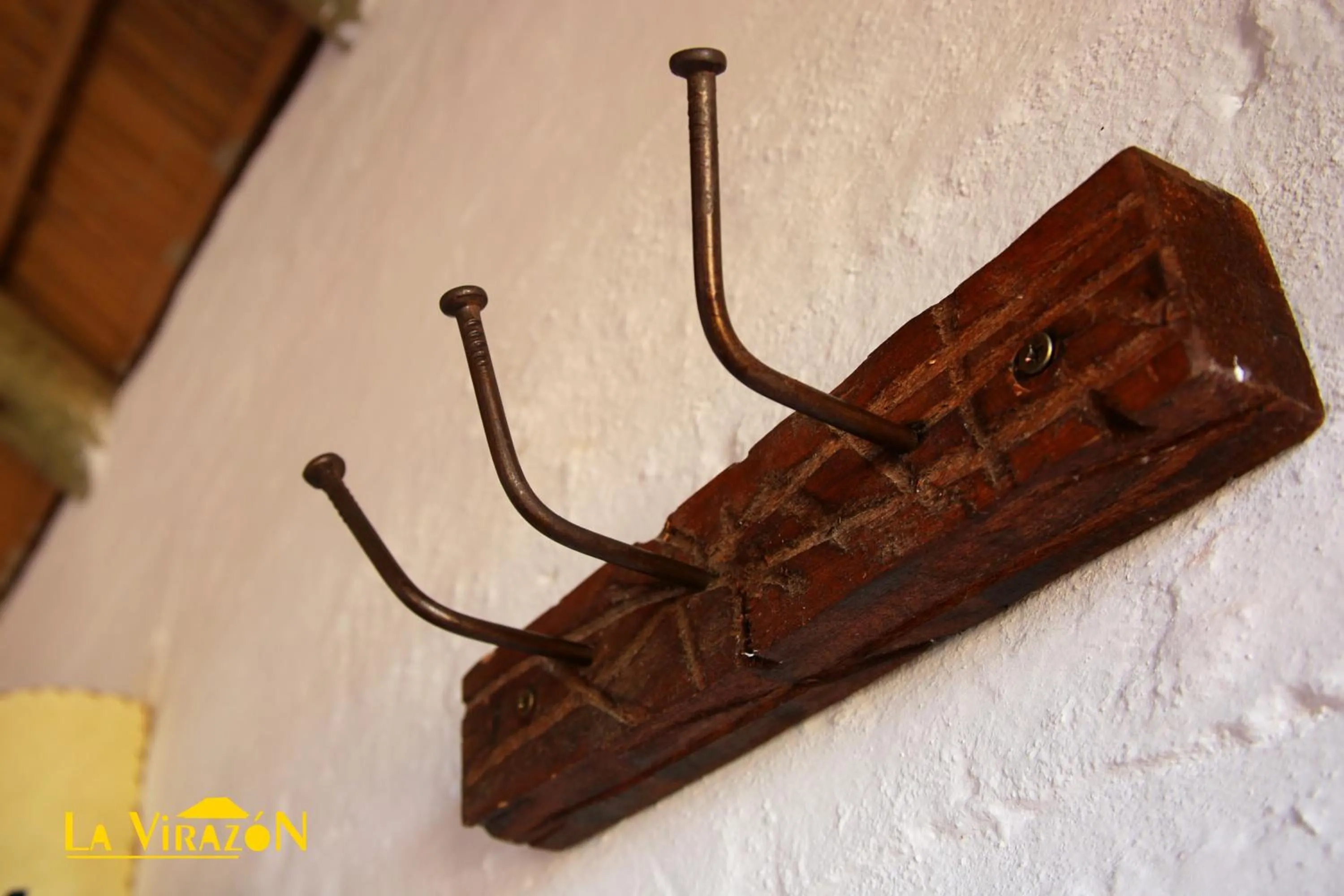 Decorative detail in Hostal La Virazón