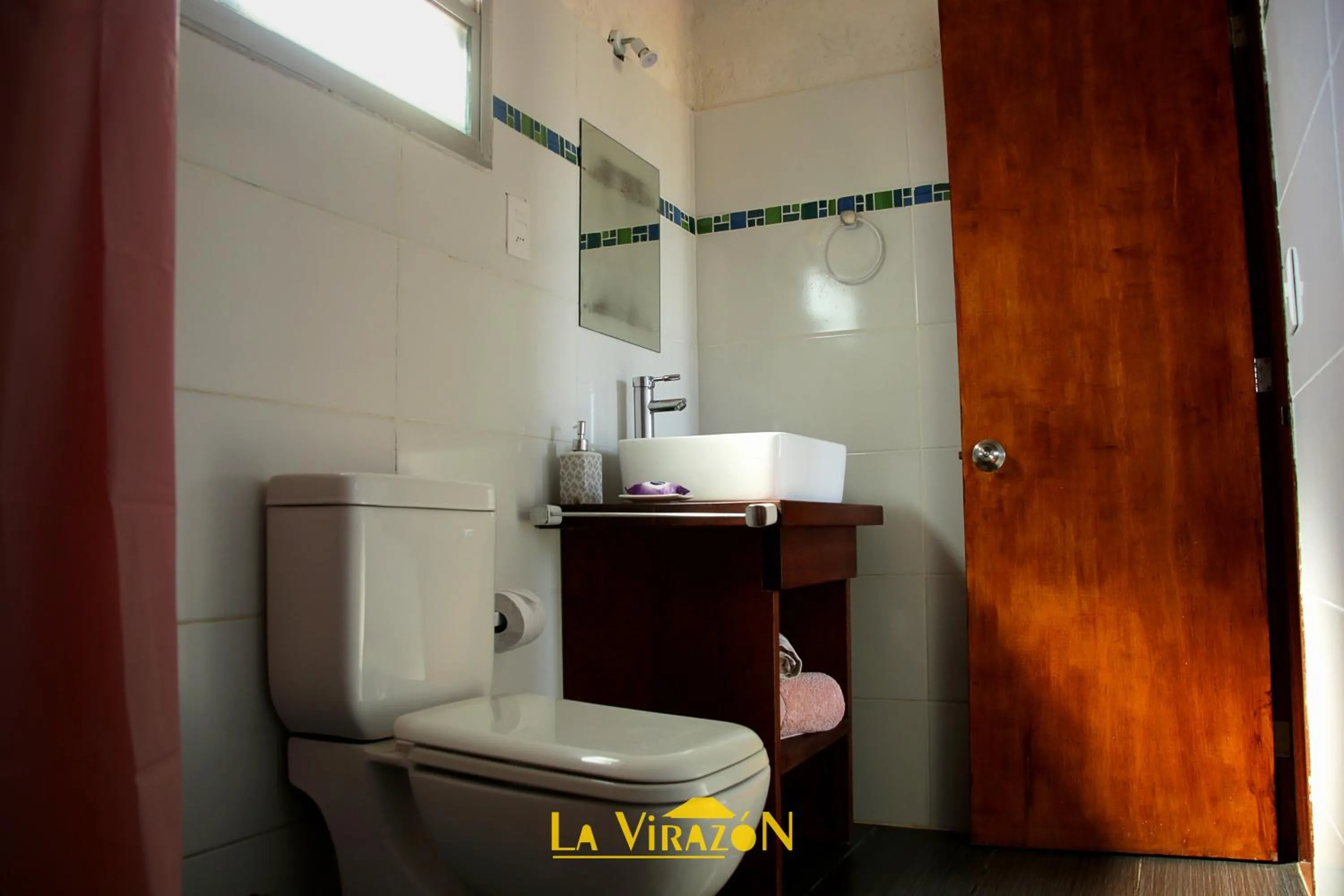 Bathroom in Hostal La Virazón