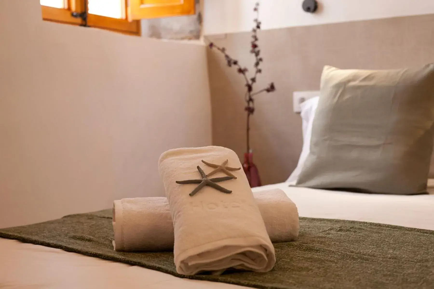 Bed in My Rooms Artà Adults Only by My Rooms Hotels TI Bed in My Rooms Artà Adults Only by My Rooms Hotels TI