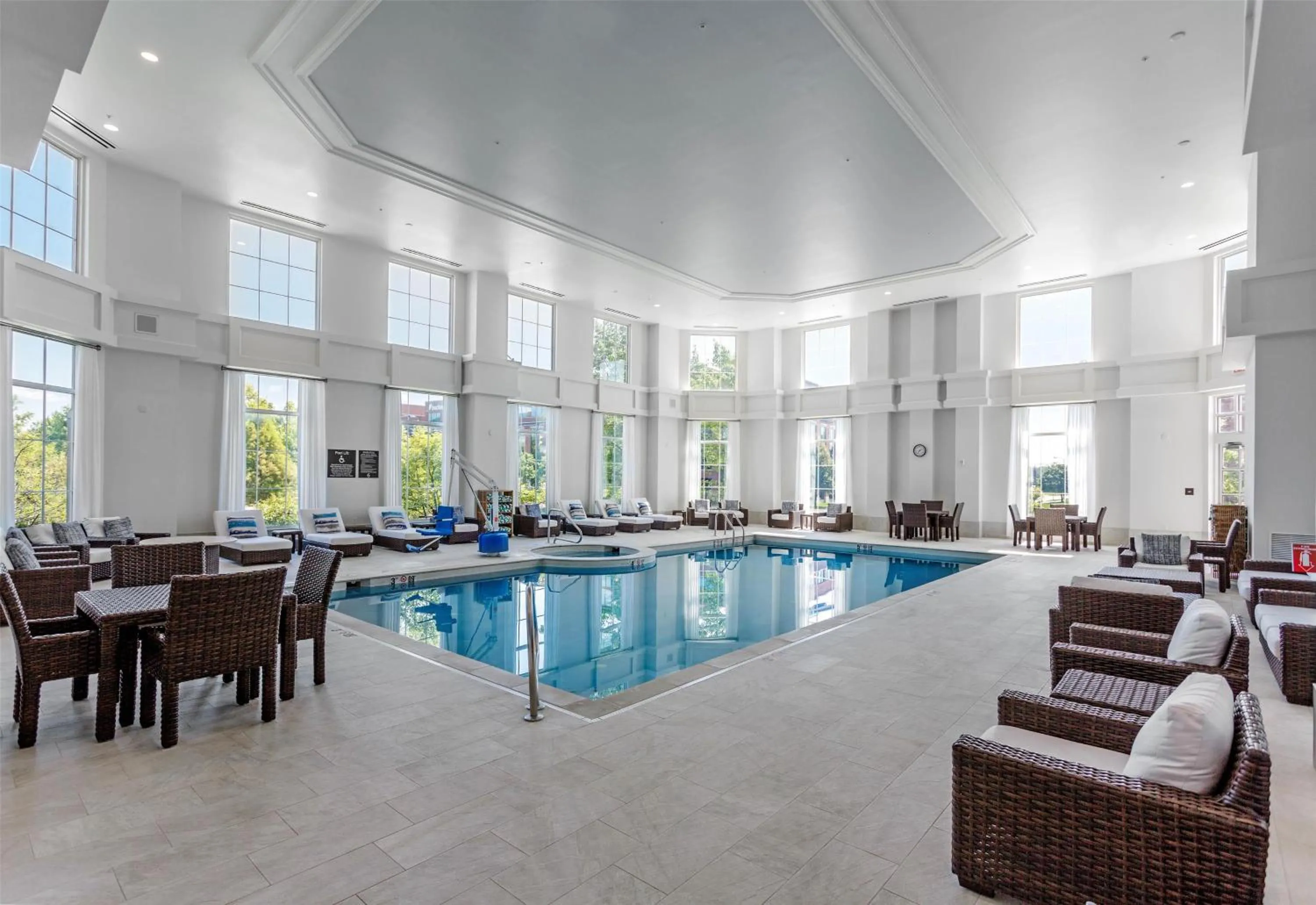 Pool view in Hilton Columbus at Easton