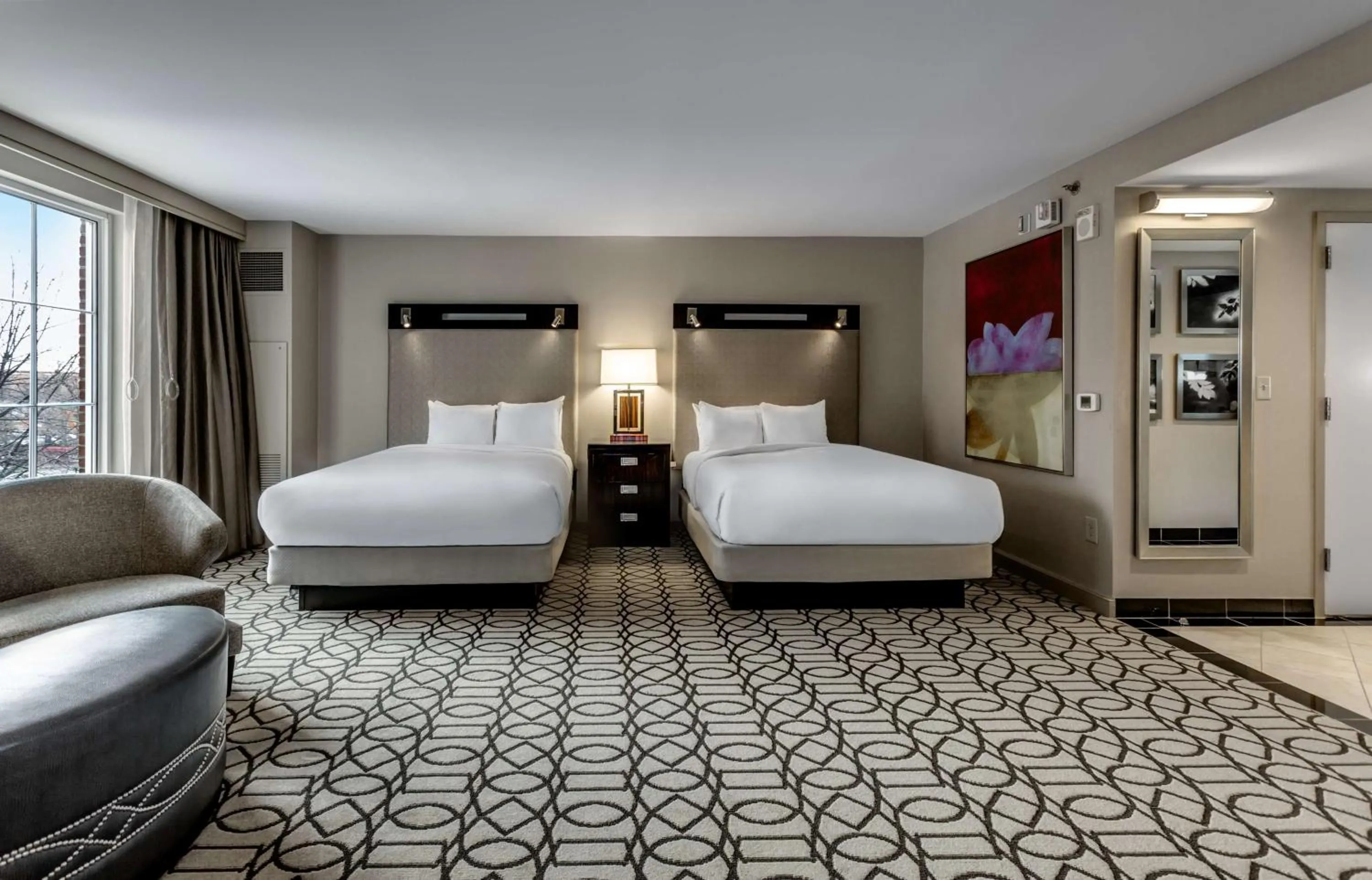 Bed in Hilton Columbus at Easton