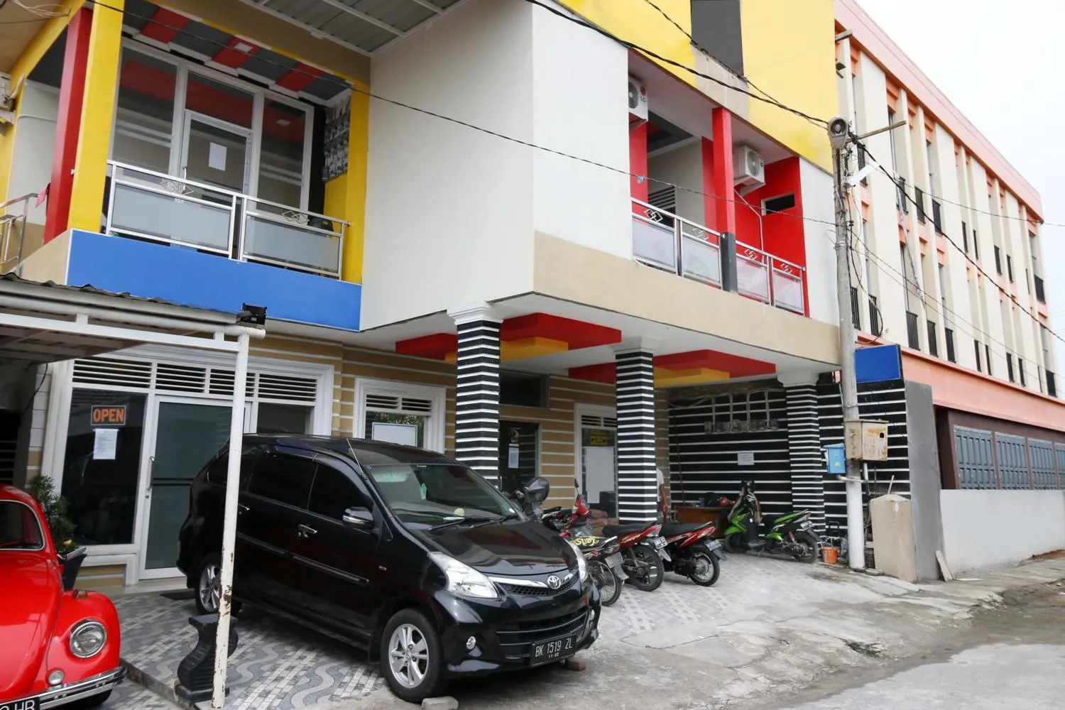 Property building in RedDoorz @ Jalan STM Medan