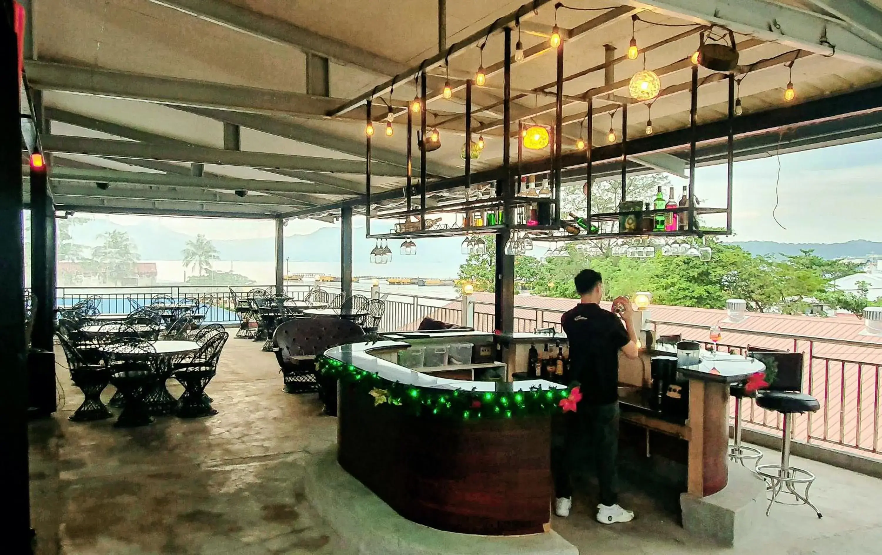 Restaurant/places to eat in Casablanca Hotel Condominium Resort Restaurant/places to eat in Casablanca Hotel Condominium Resort