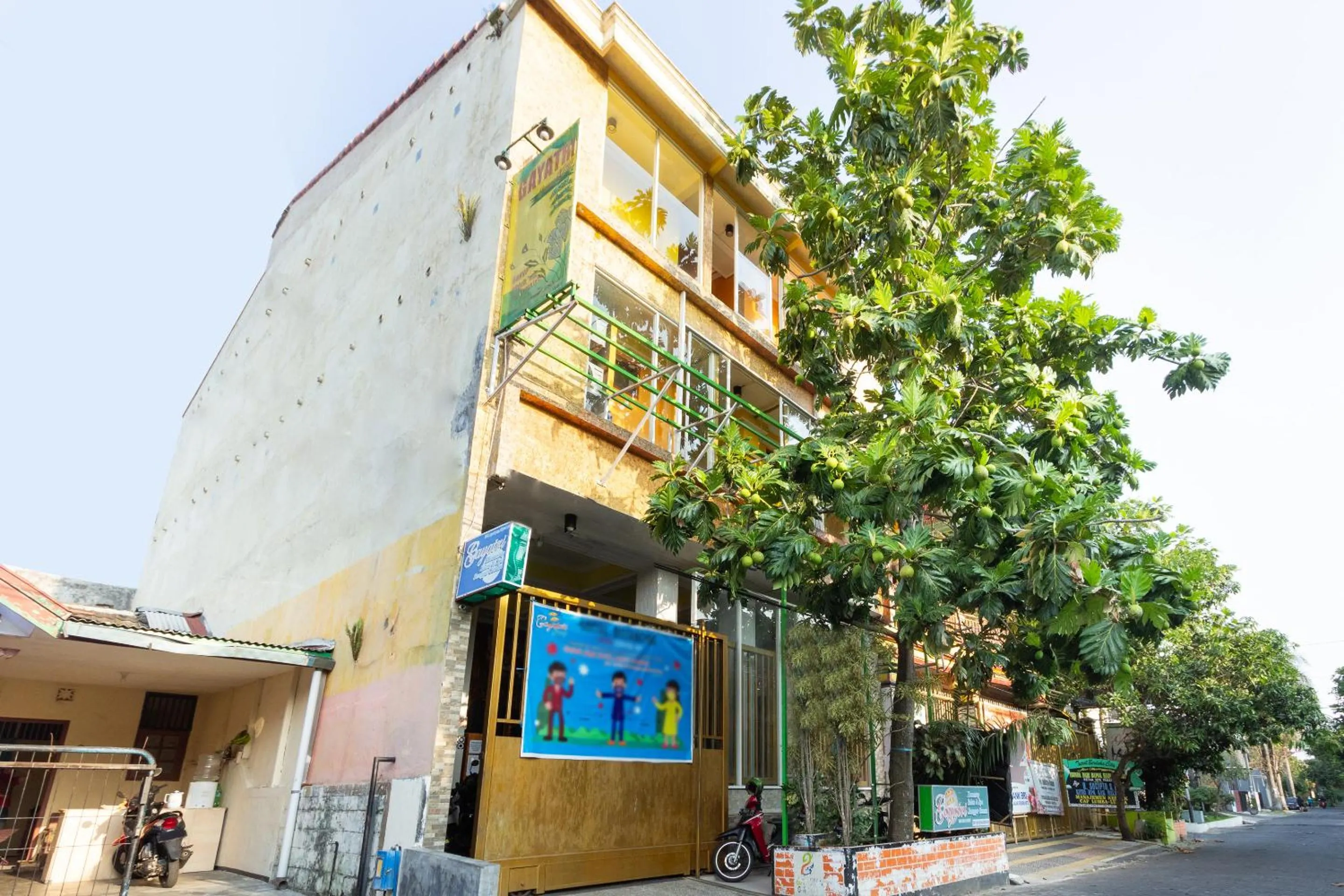 Property building in Homestay Gayatri Sawojajar near Univ Negeri Malang Kampus 2 Mitra RedDoorz