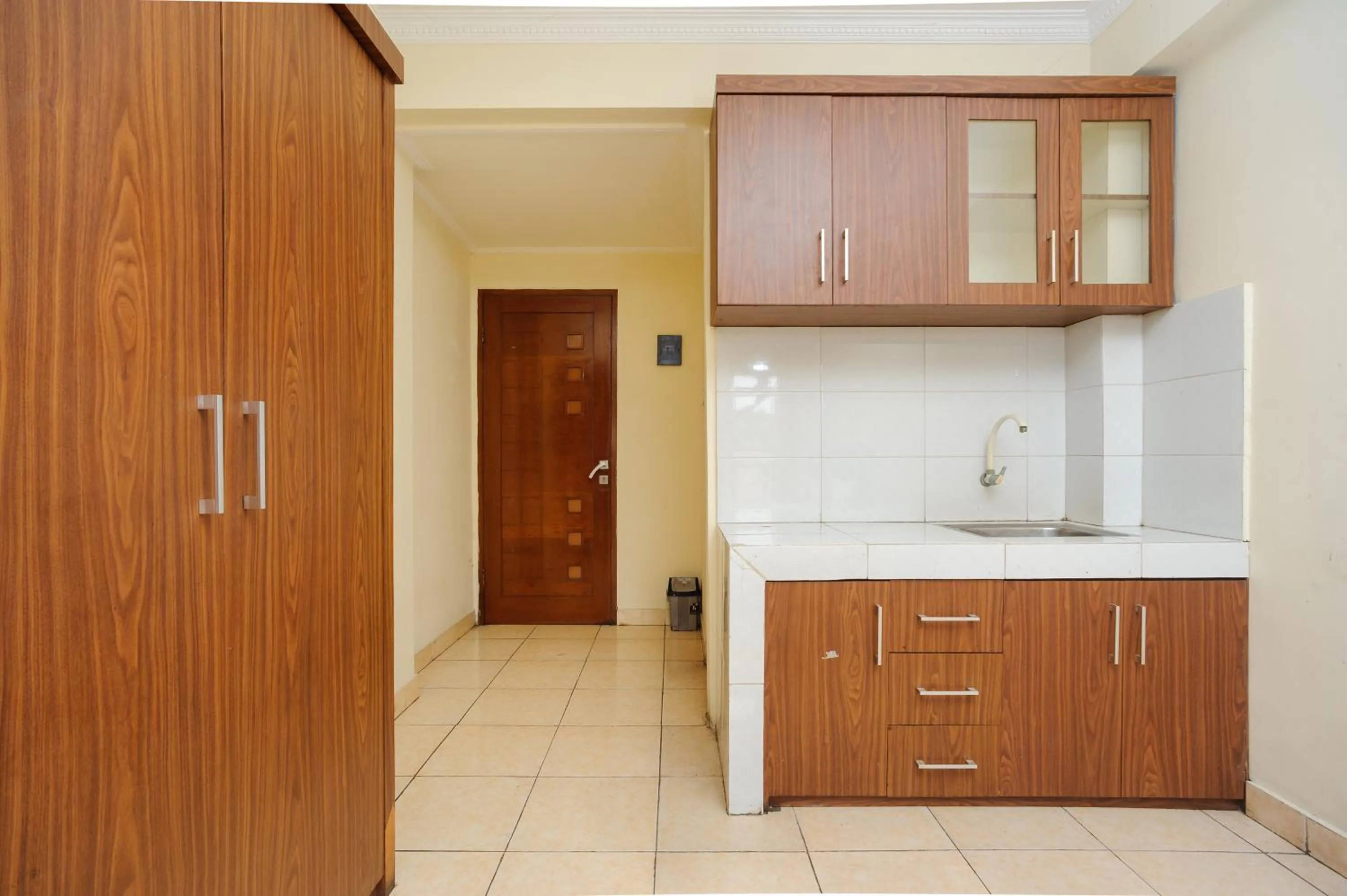 Kitchen or kitchenette in Super OYO 3747 Comfort Residence