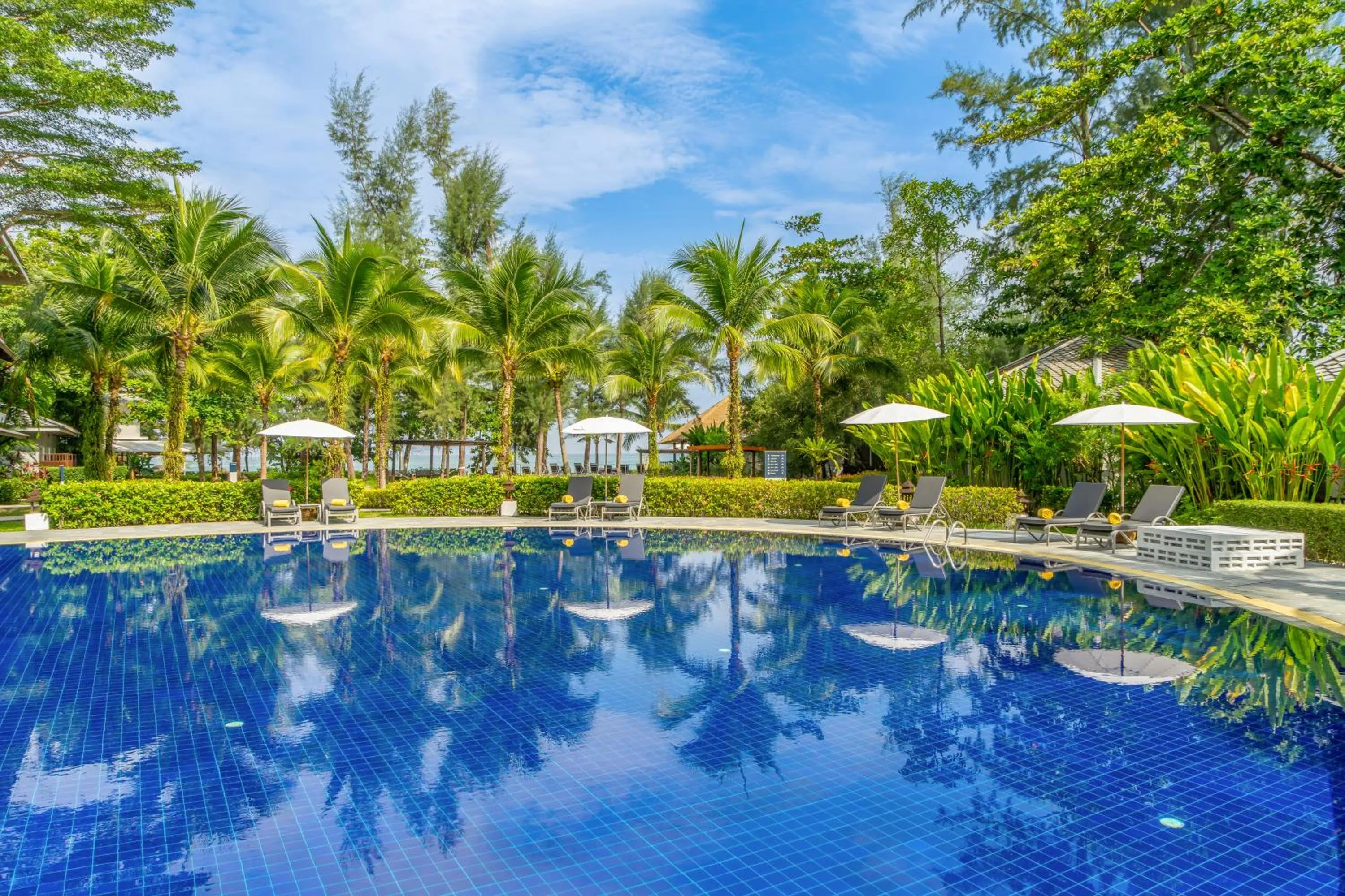 Swimming pool in SENTIDO Khao Lak