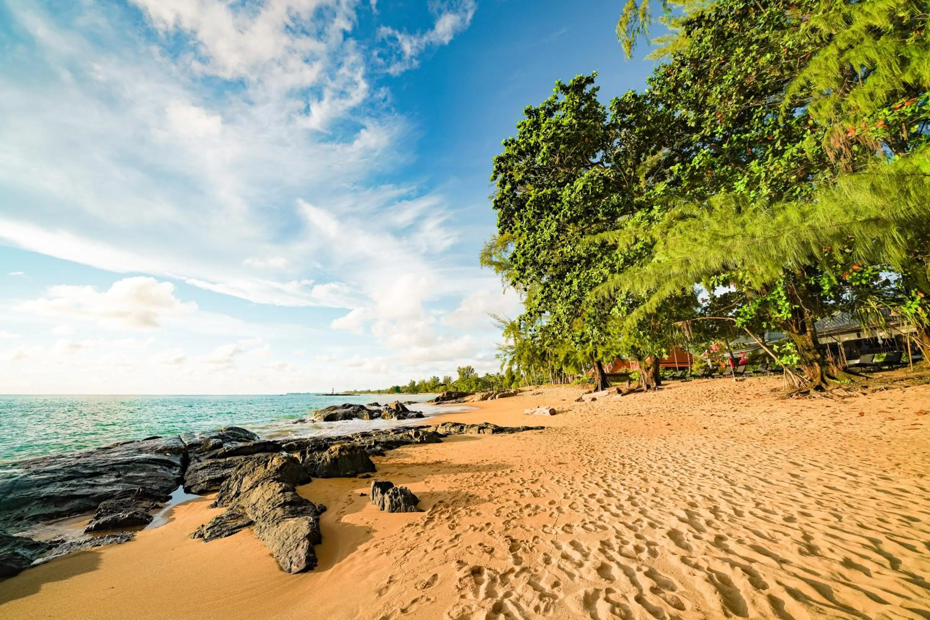 Beach in SENTIDO Khao Lak