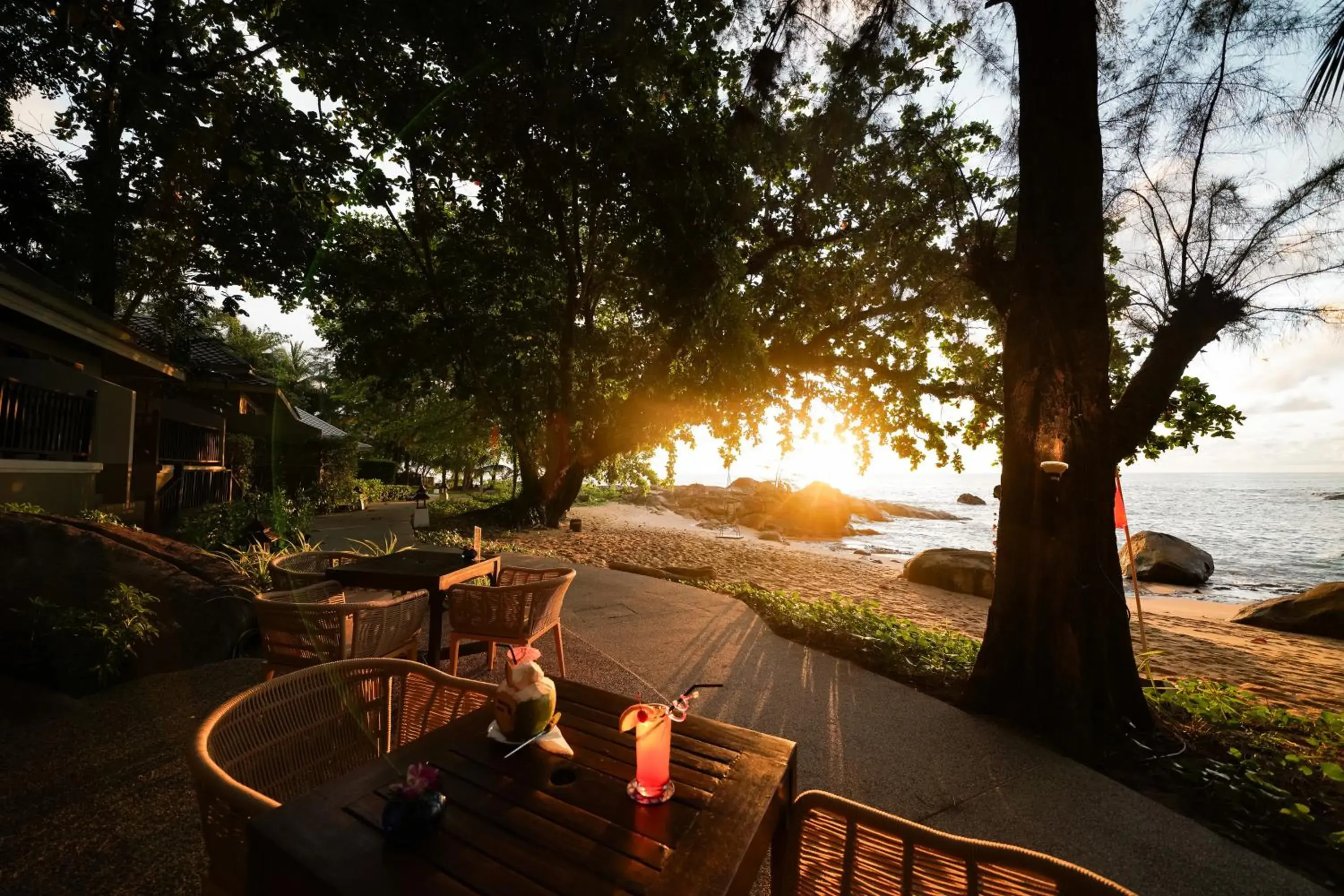 Lounge or bar in SENTIDO Khao Lak Lounge or bar in SENTIDO Khao Lak