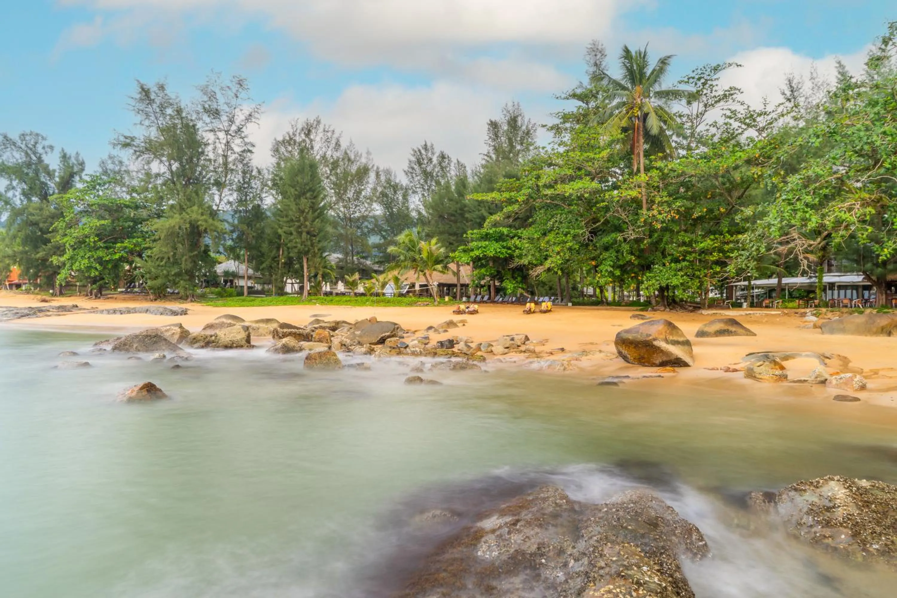 Beach in SENTIDO Khao Lak