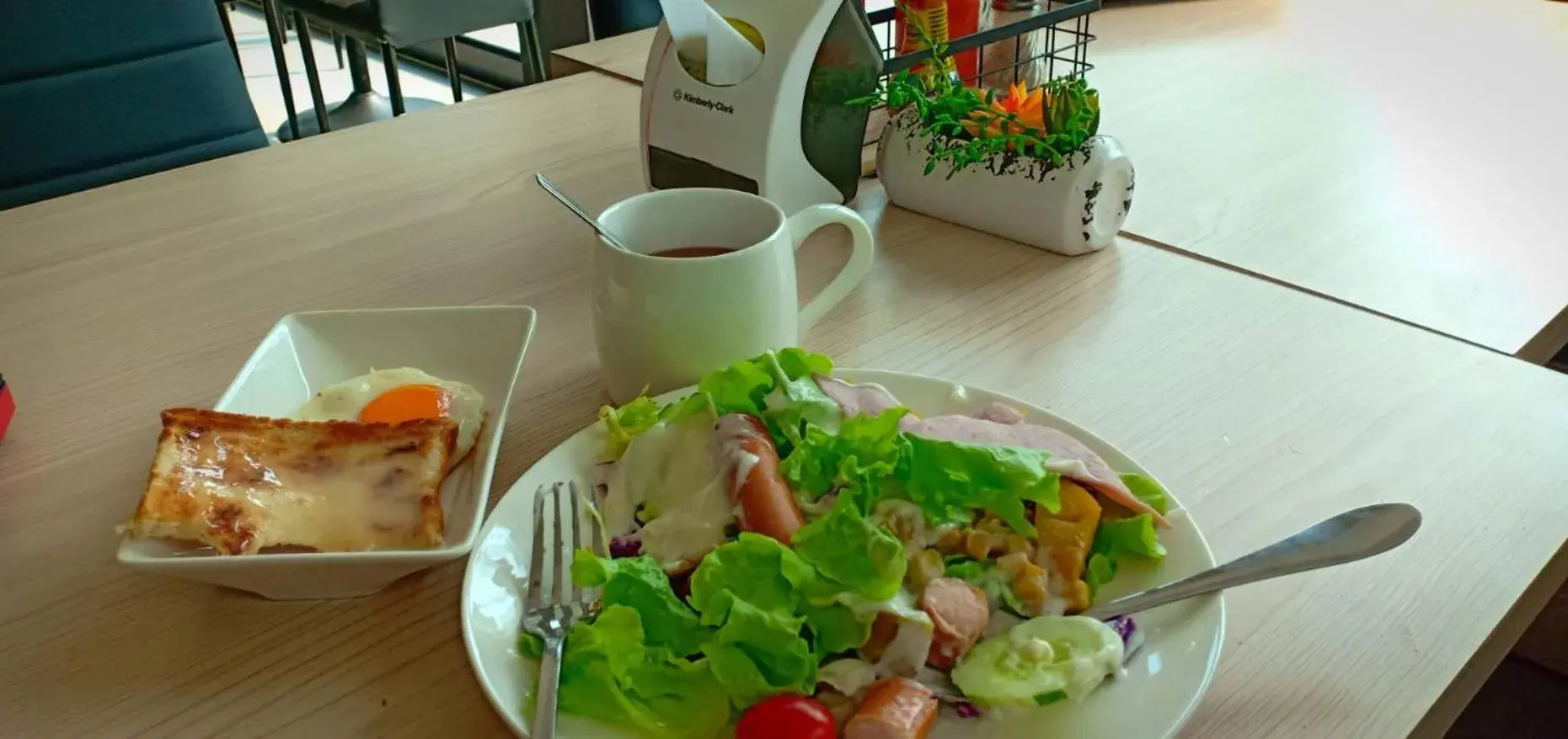 Breakfast in Makan Resort Breakfast in Makan Resort