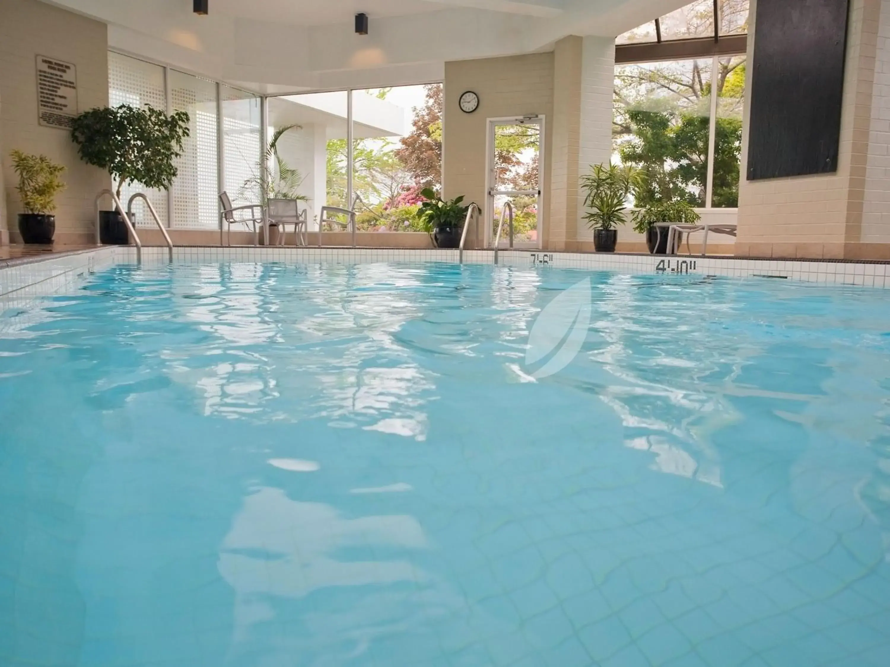 Swimming pool in Inn at Laurel Point Swimming pool in Inn at Laurel Point