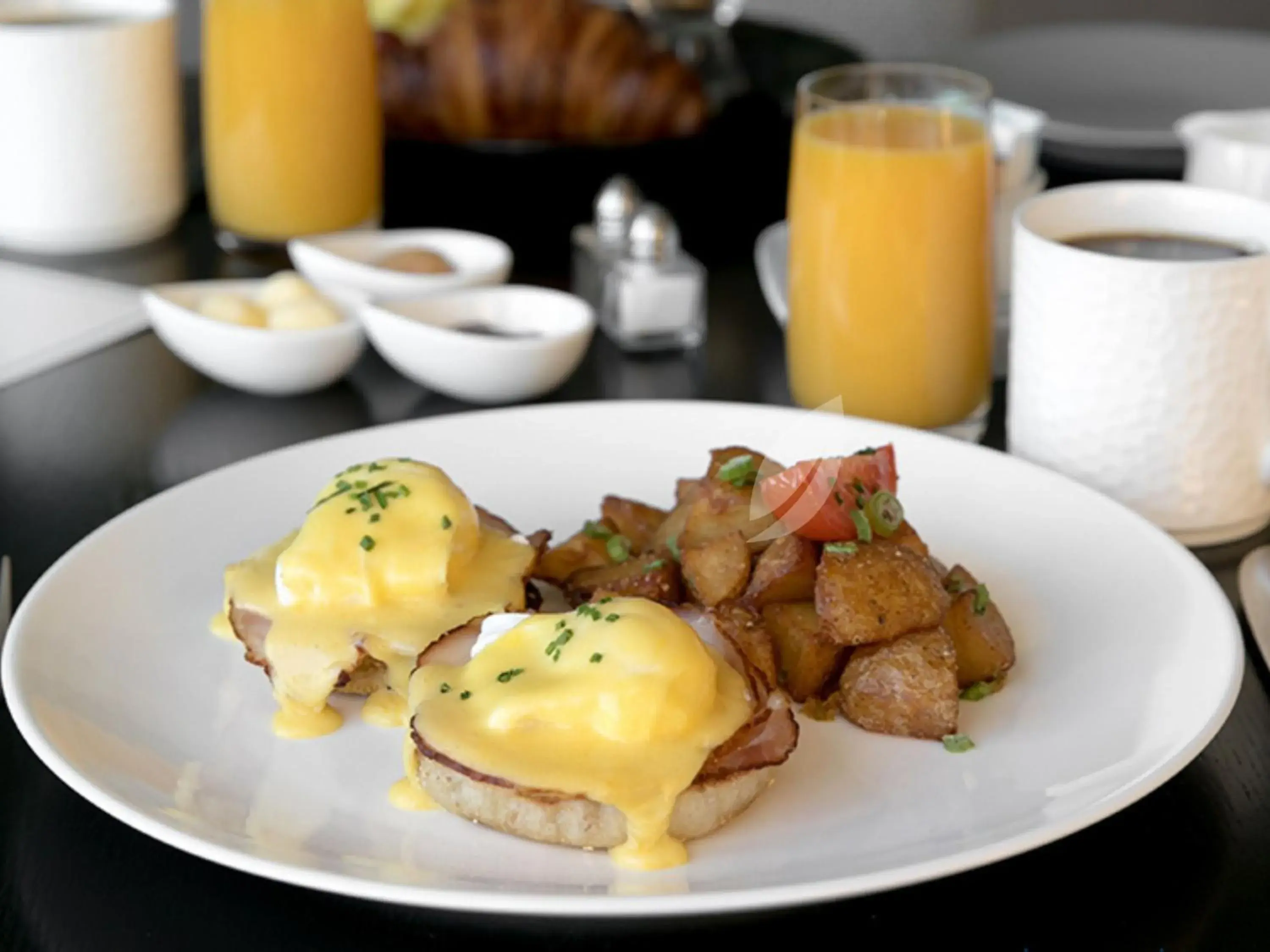 Restaurant/places to eat in Inn at Laurel Point Restaurant/places to eat in Inn at Laurel Point