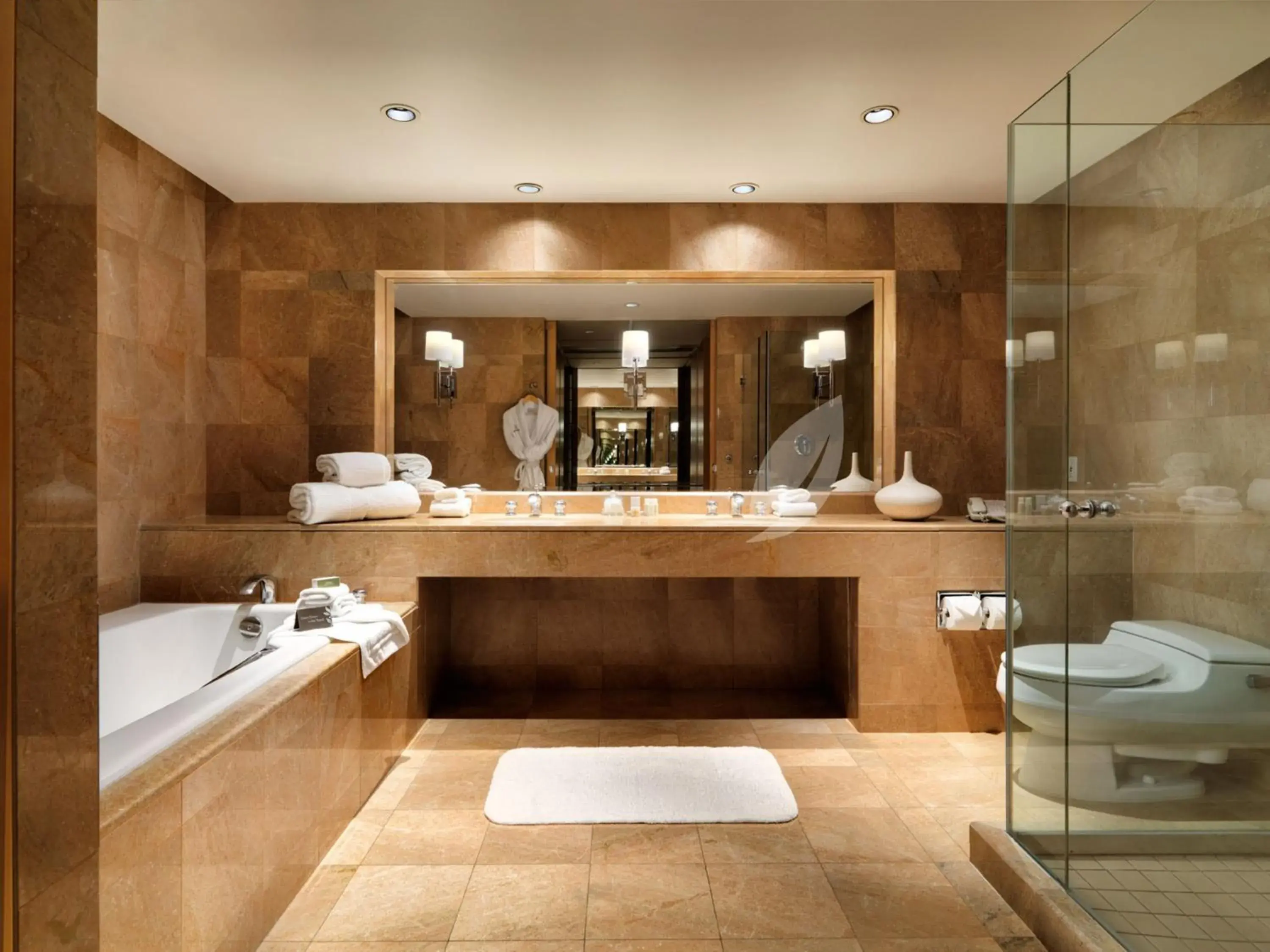 Bathroom in Inn at Laurel Point Bathroom in Inn at Laurel Point