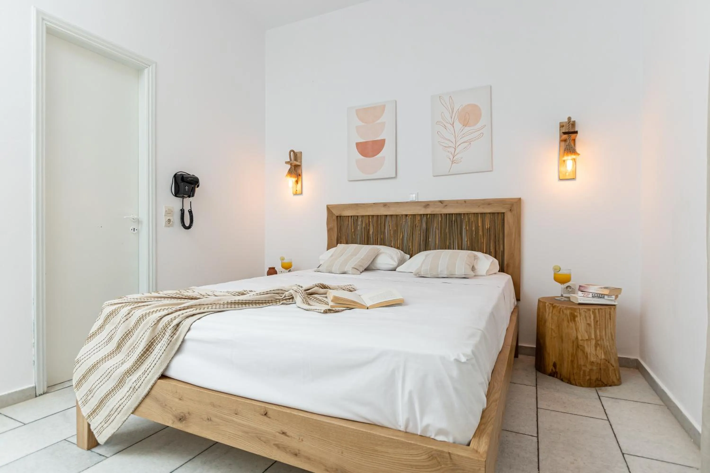 Bedroom, Bed in Studios Vrettos Beachfront Hotel