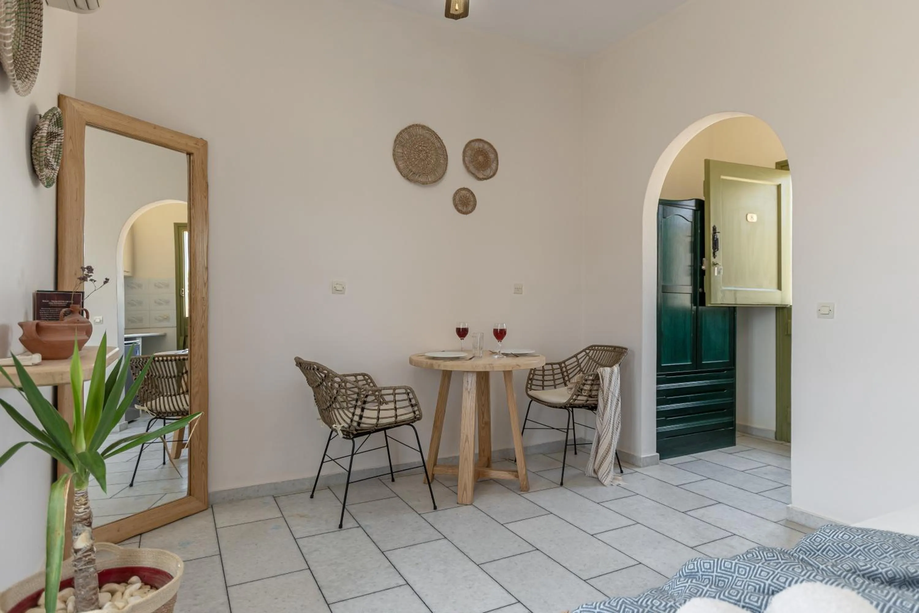 Bedroom in Studios Vrettos Beachfront Hotel