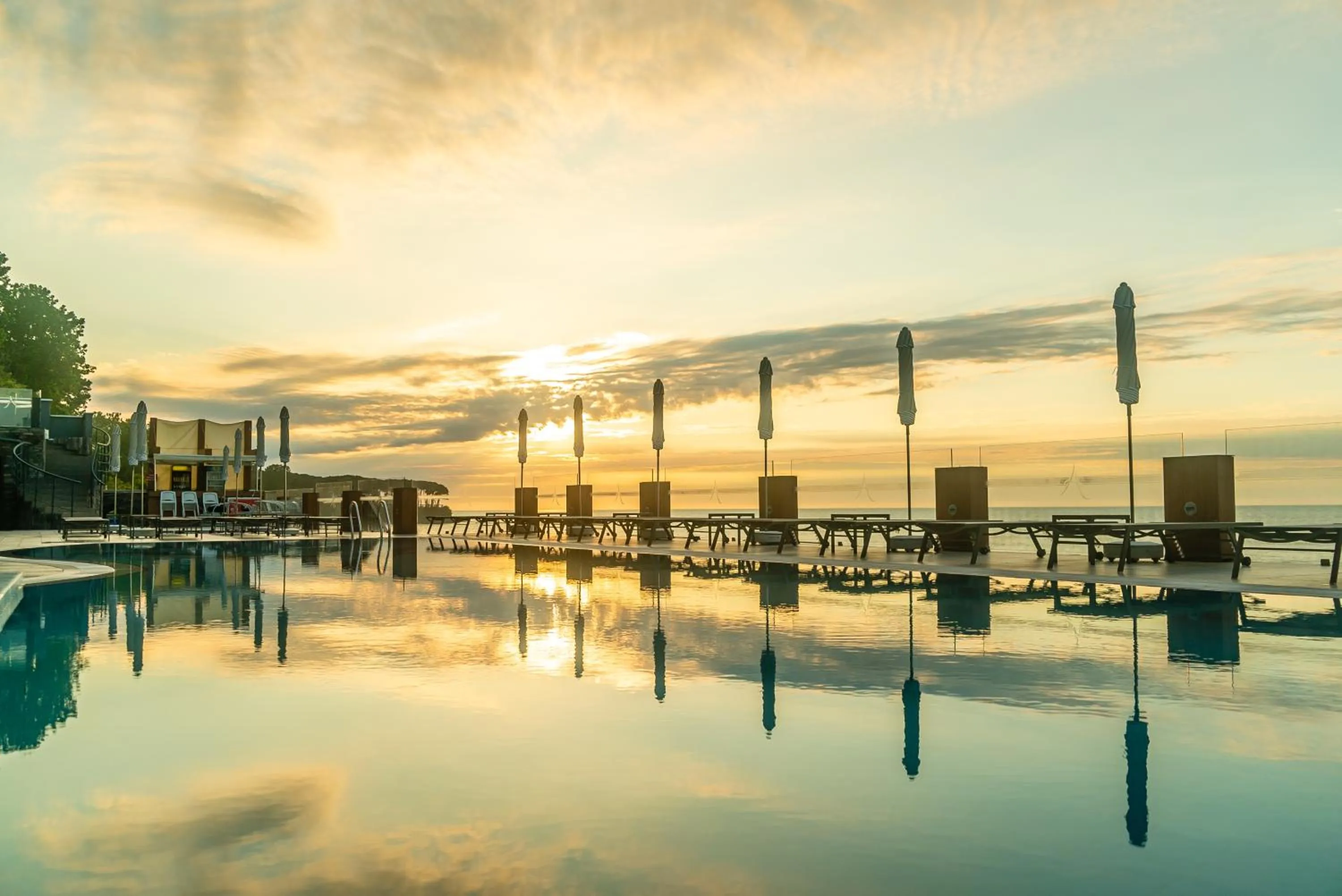 Swimming pool in Atik Hotel