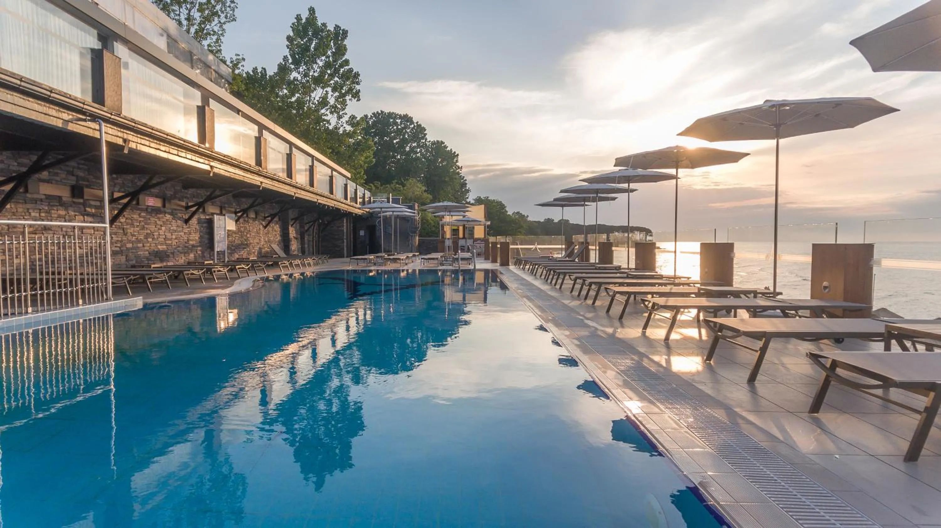 Swimming pool in Atik Hotel