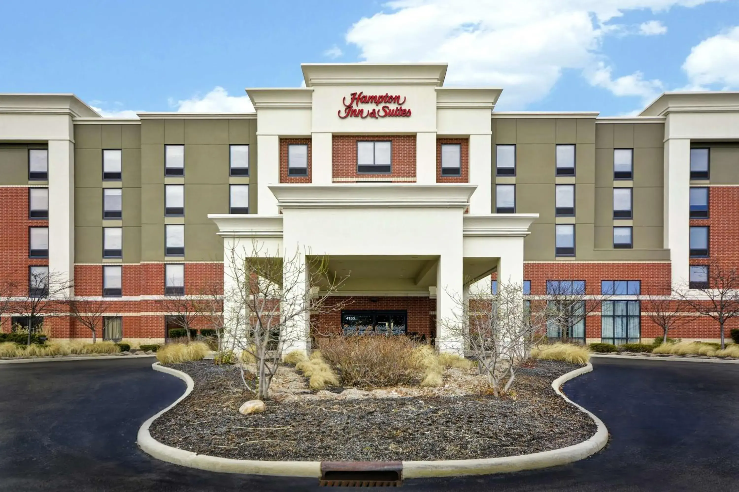 Property building in Hampton Inn & Suites Columbus-Easton Area Property building in Hampton Inn & Suites Columbus-Easton Area