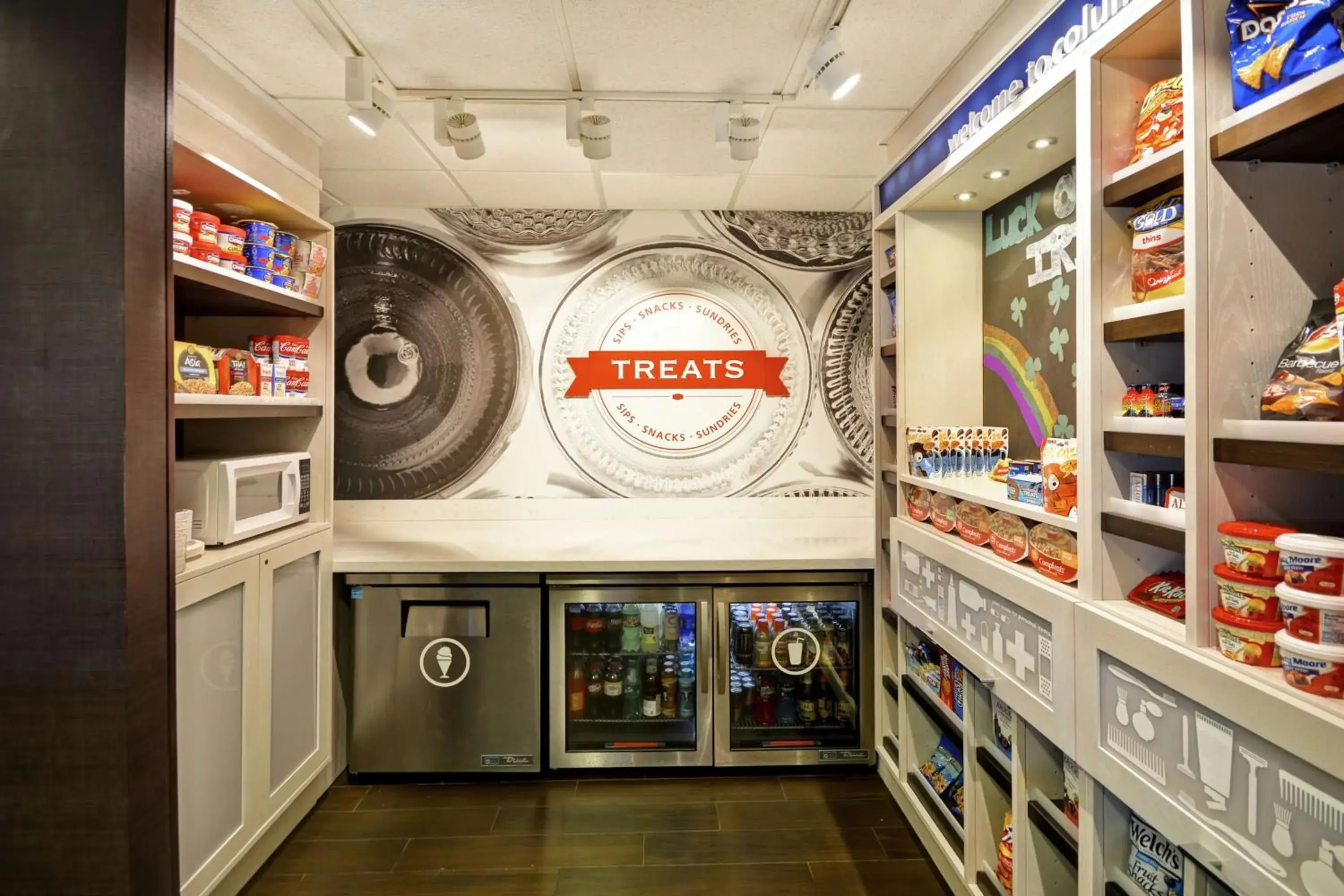 Restaurant/places to eat in Hampton Inn & Suites Columbus-Easton Area Restaurant/places to eat in Hampton Inn & Suites Columbus-Easton Area