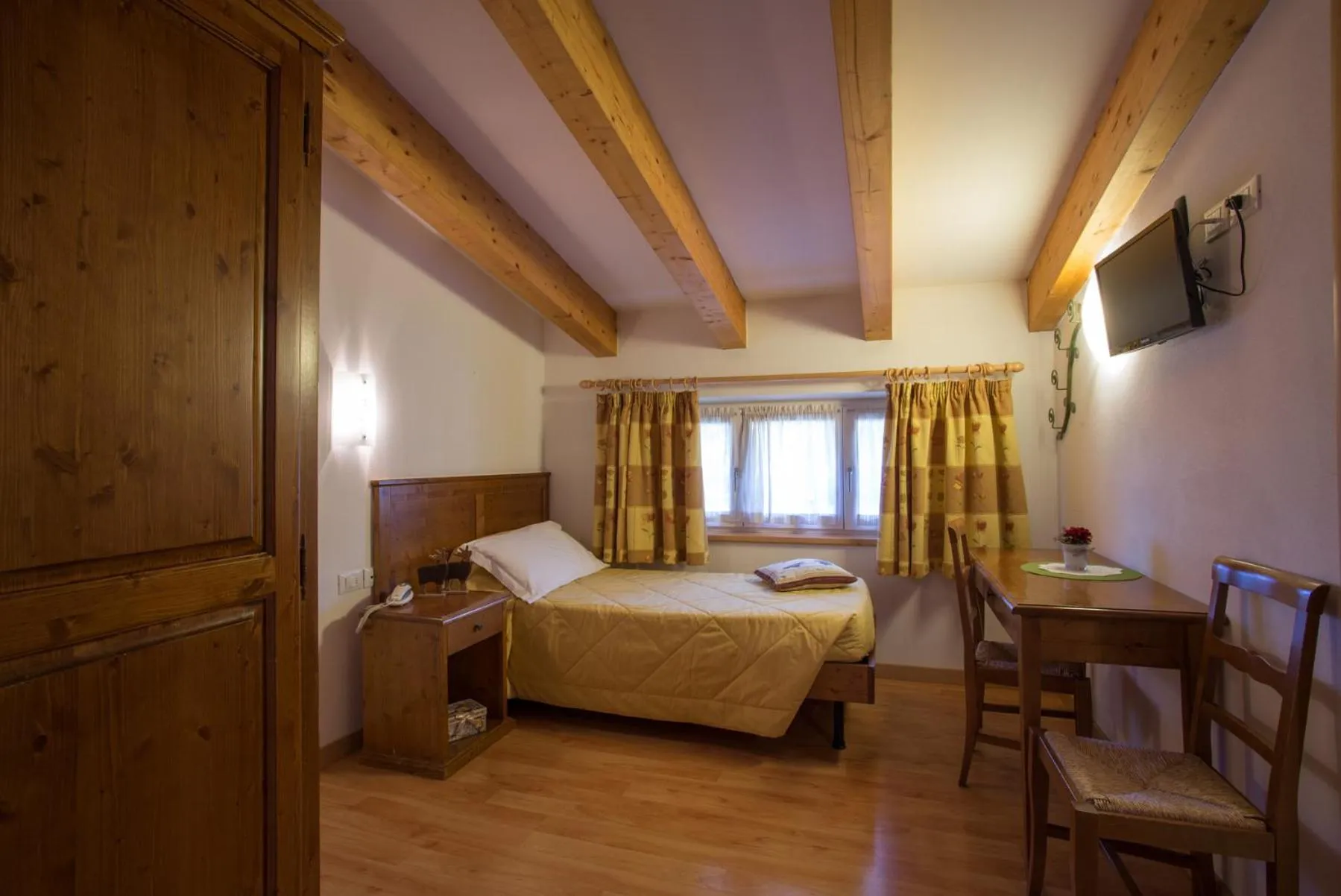 Photo of the whole room, Bed in Park Hotel Sacro Cuore