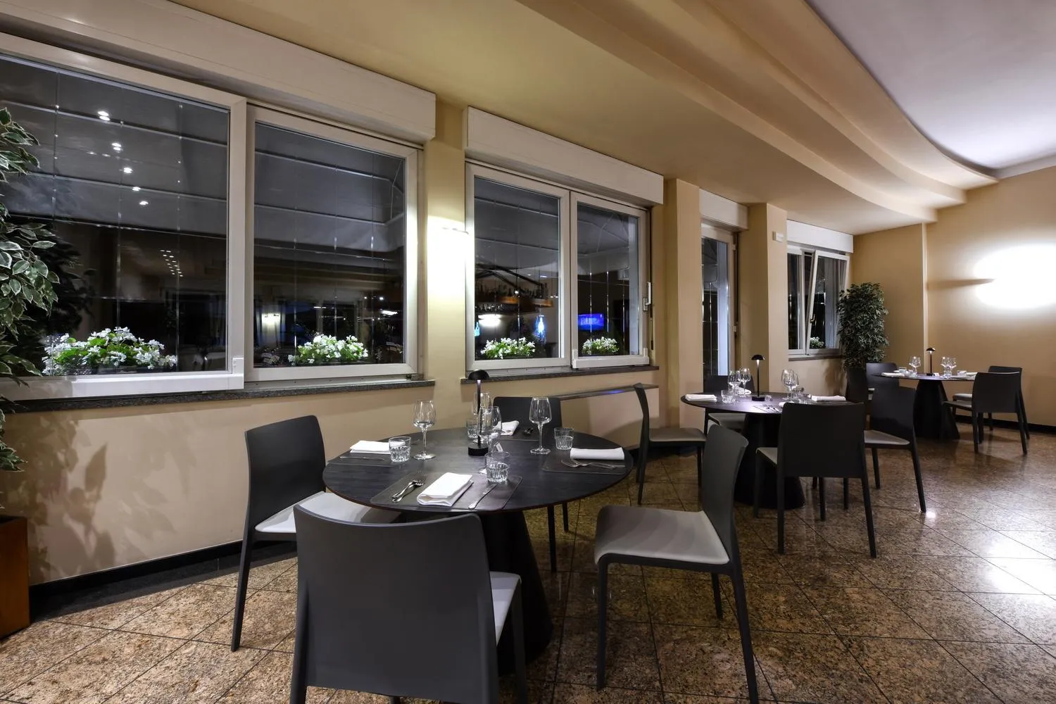 Restaurant/places to eat in Hotel Internazionale