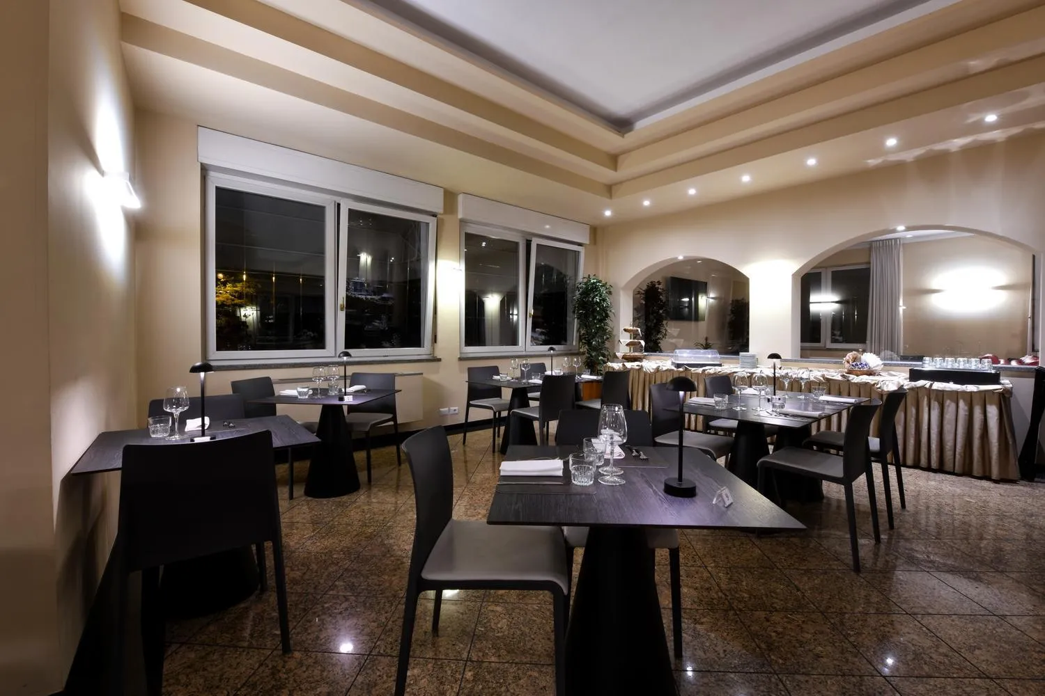 Restaurant/places to eat in Hotel Internazionale