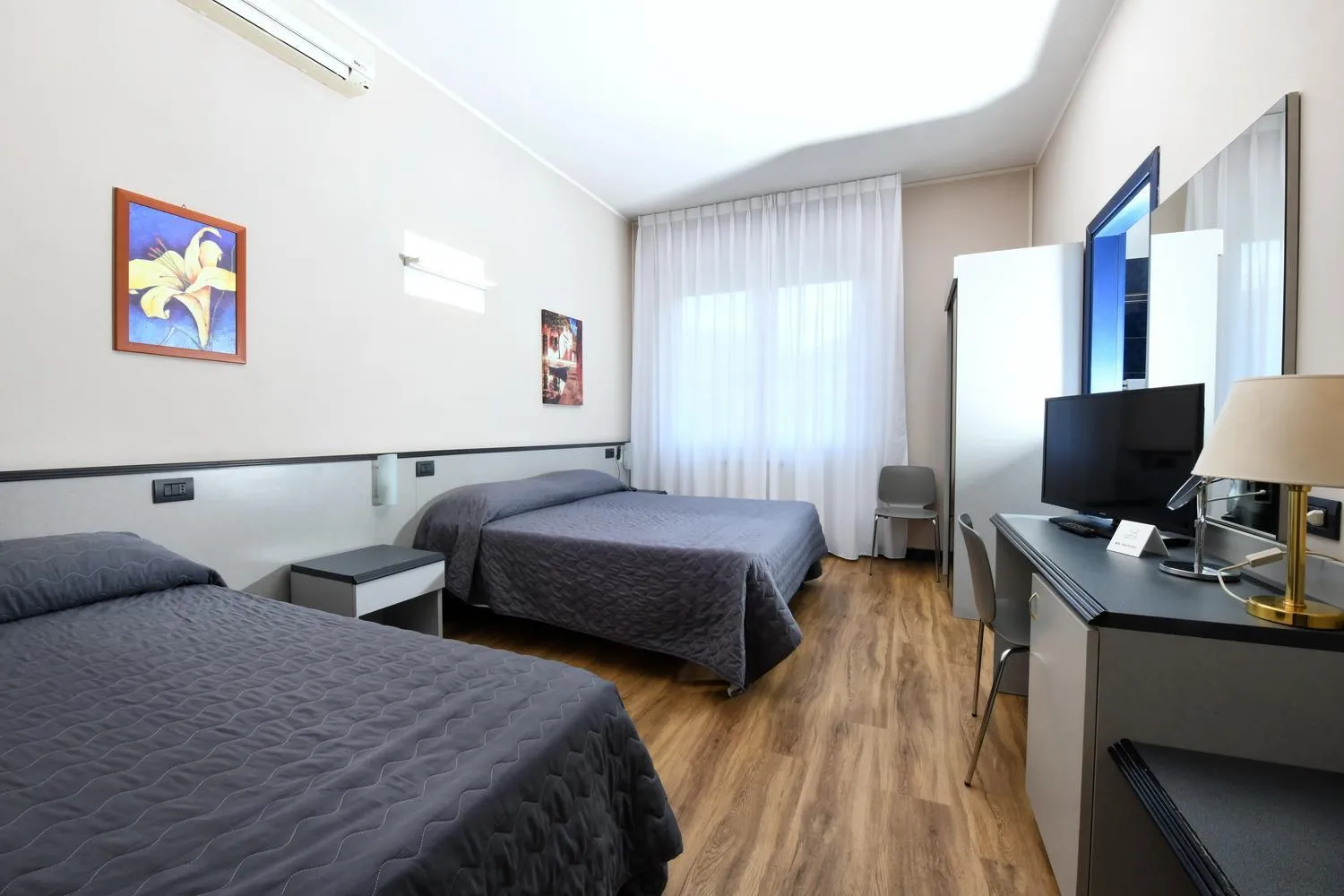 Bedroom, Bed in Hotel Internazionale