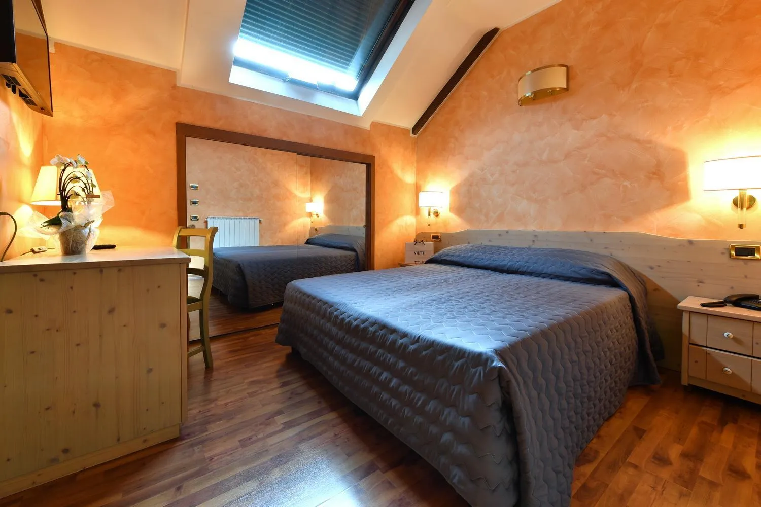 Bedroom, Bed in Hotel Internazionale