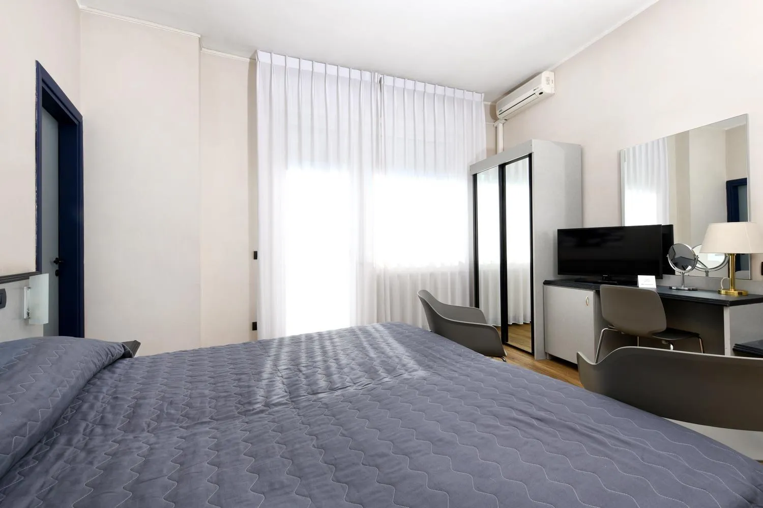 Bedroom, Bed in Hotel Internazionale