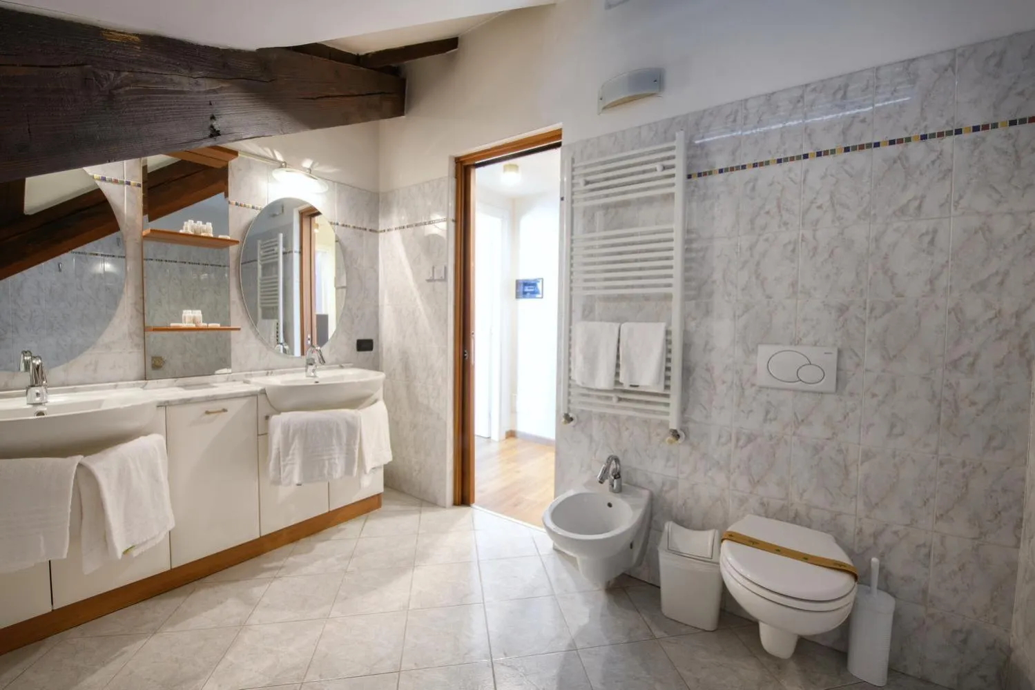 Bathroom in Hotel Internazionale