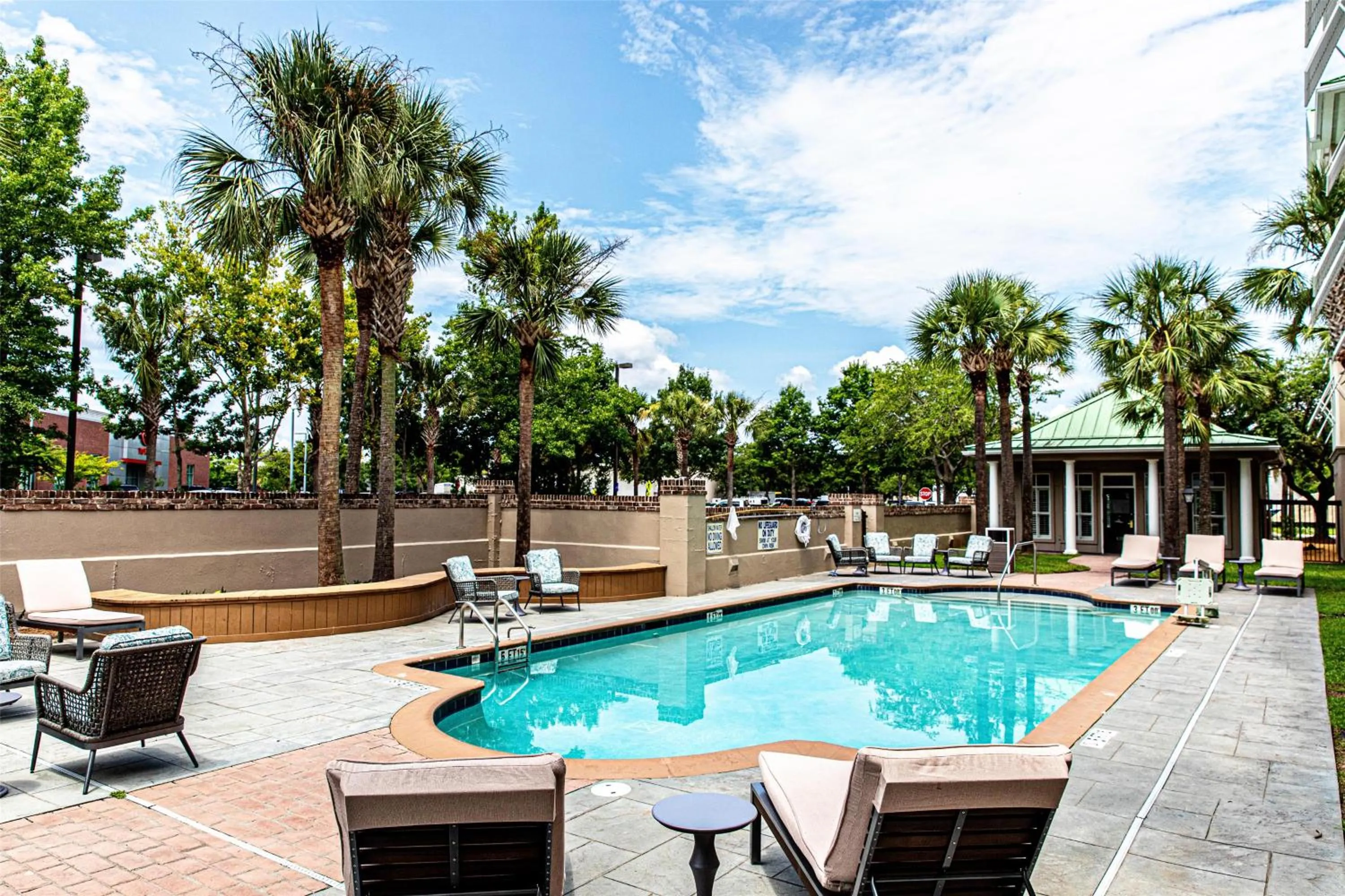 Pool view in Hampton Inn & Suites Charleston-West Ashley