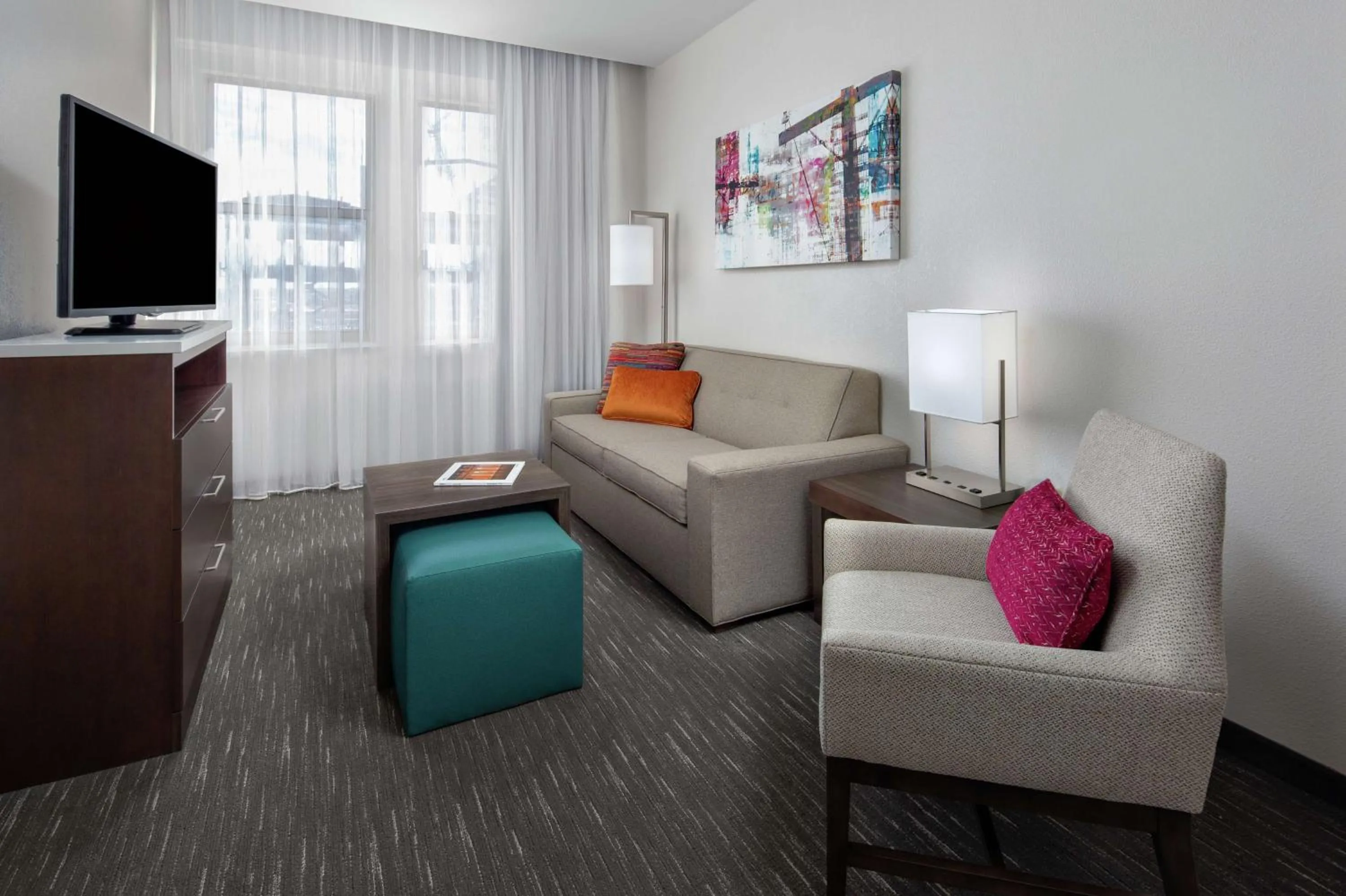 Living room in Homewood Suites by Hilton Nashville Downtown