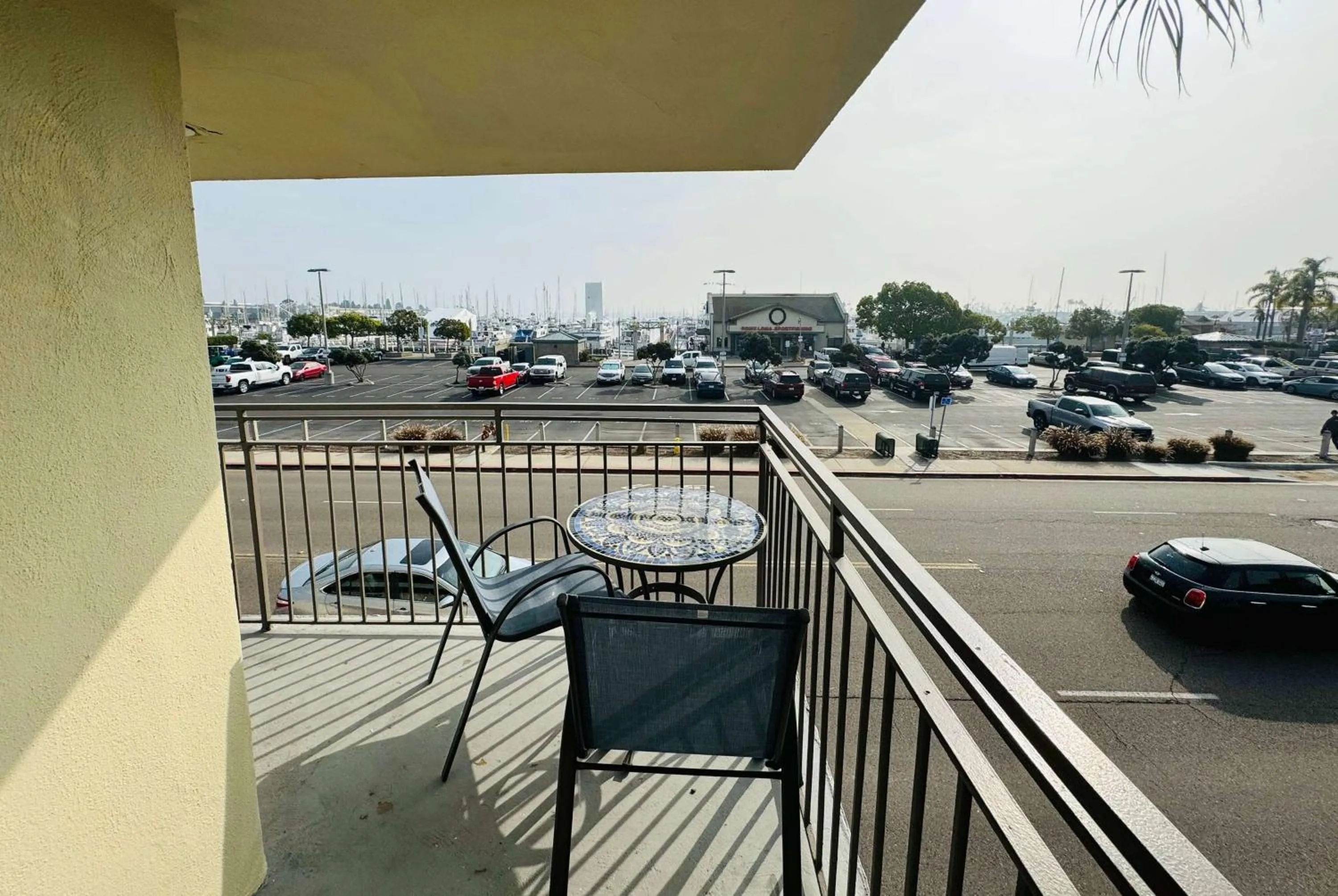 Photo of the whole room in Ramada by Wyndham San Diego Airport