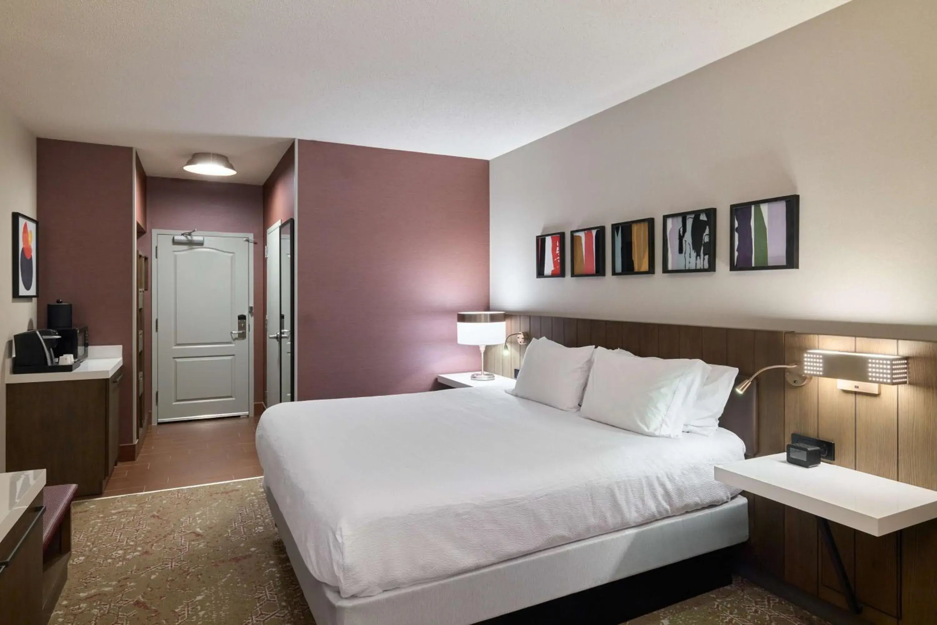 Bed in Hilton Garden Inn Bloomington Bed in Hilton Garden Inn Bloomington