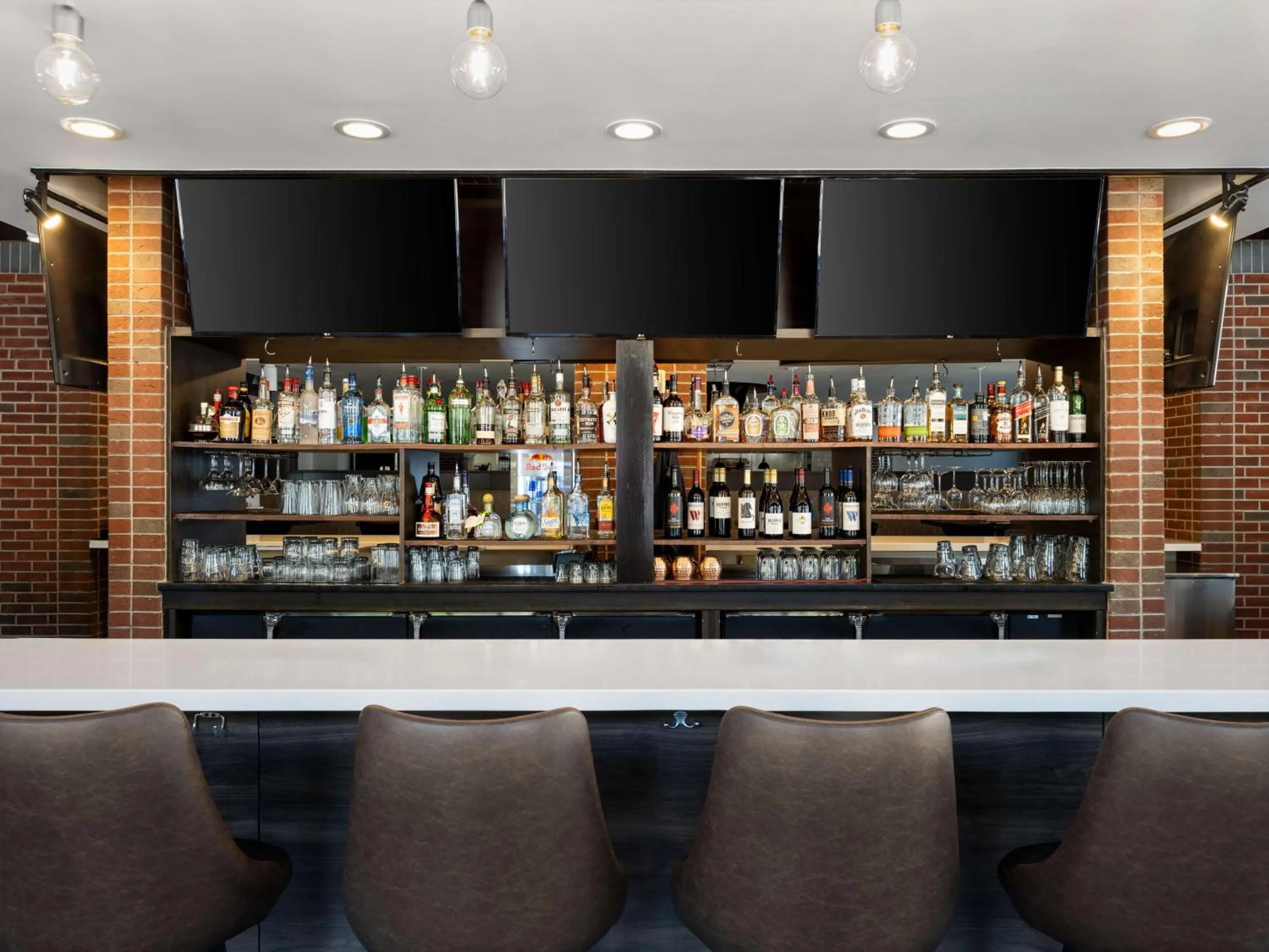 Lounge or bar in Hilton Garden Inn Bloomington