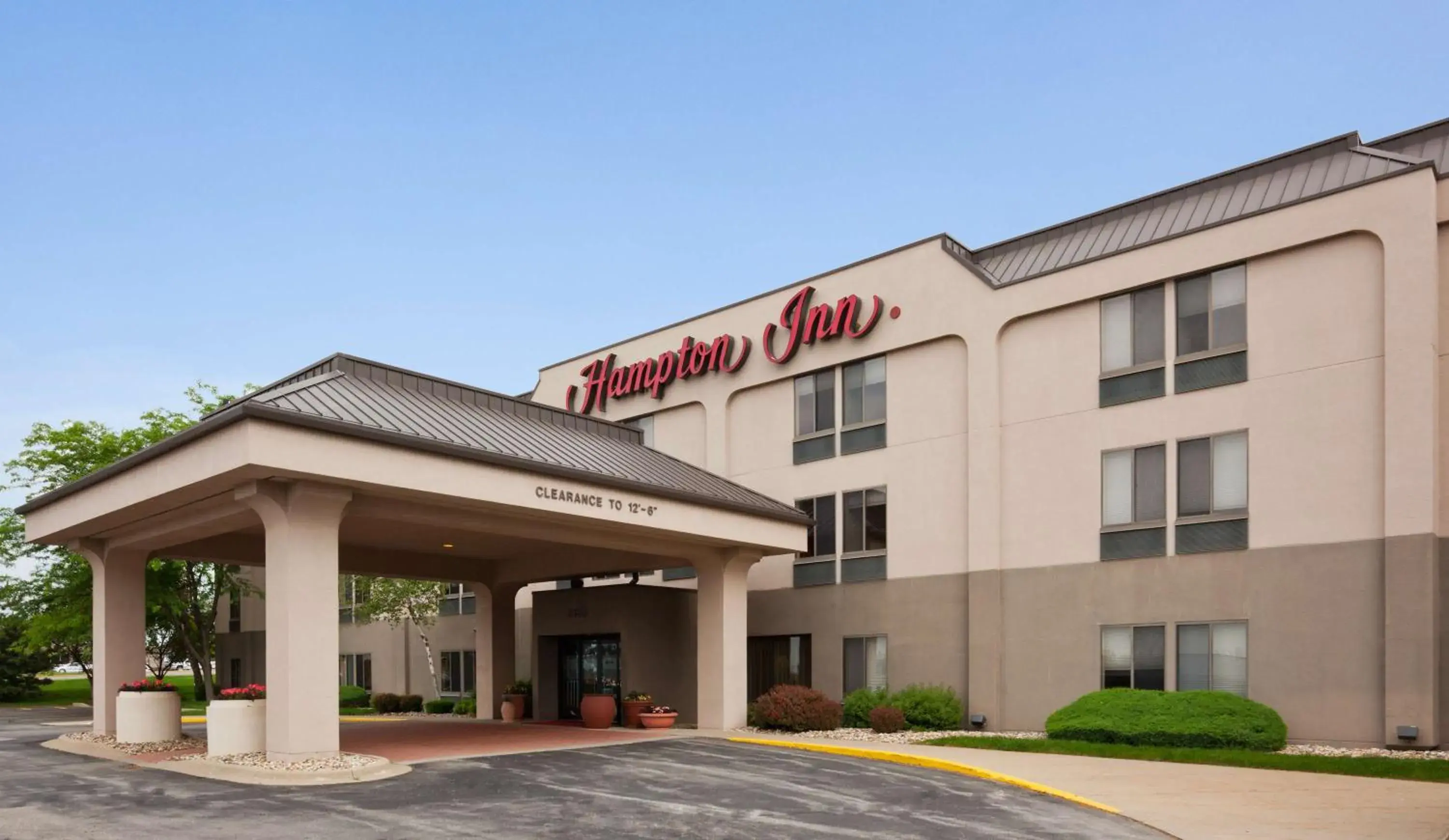 Property building in Hampton Inn Cedar Rapids Property building in Hampton Inn Cedar Rapids
