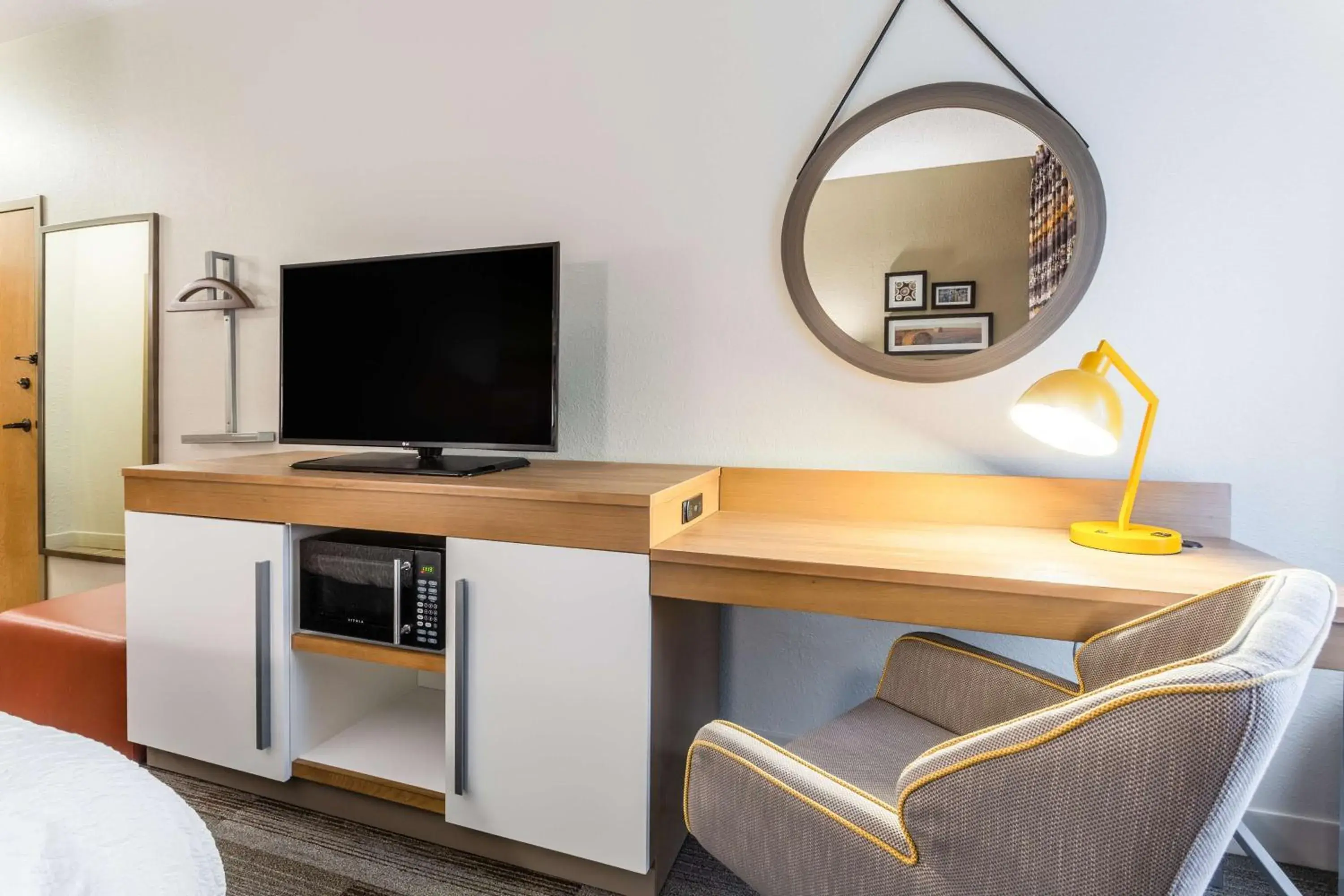 Bedroom in Hampton Inn Cedar Rapids Bedroom in Hampton Inn Cedar Rapids