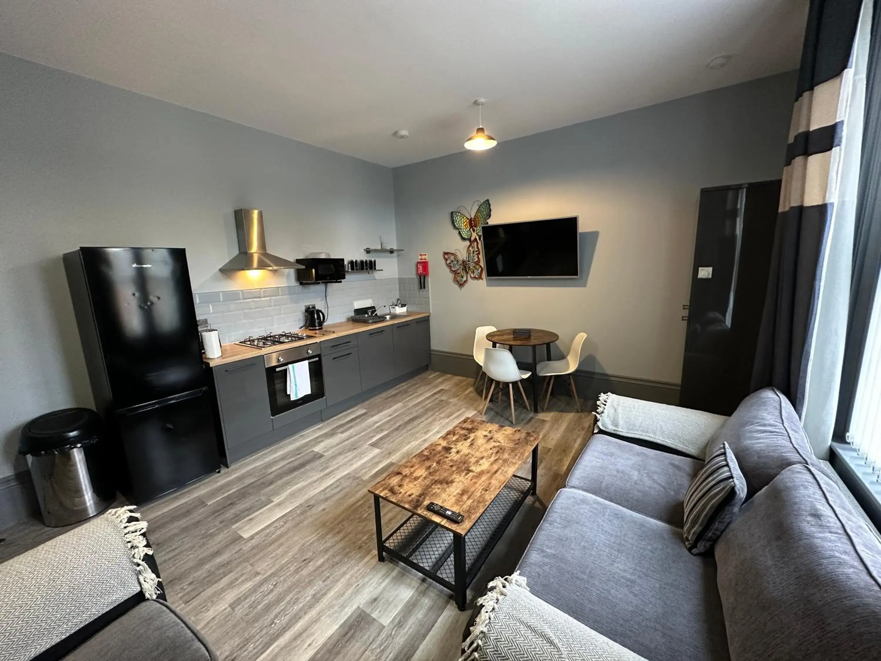 Two-Bedroom Apartment in Bentinck Apartments Two-Bedroom Apartment in Bentinck Apartments