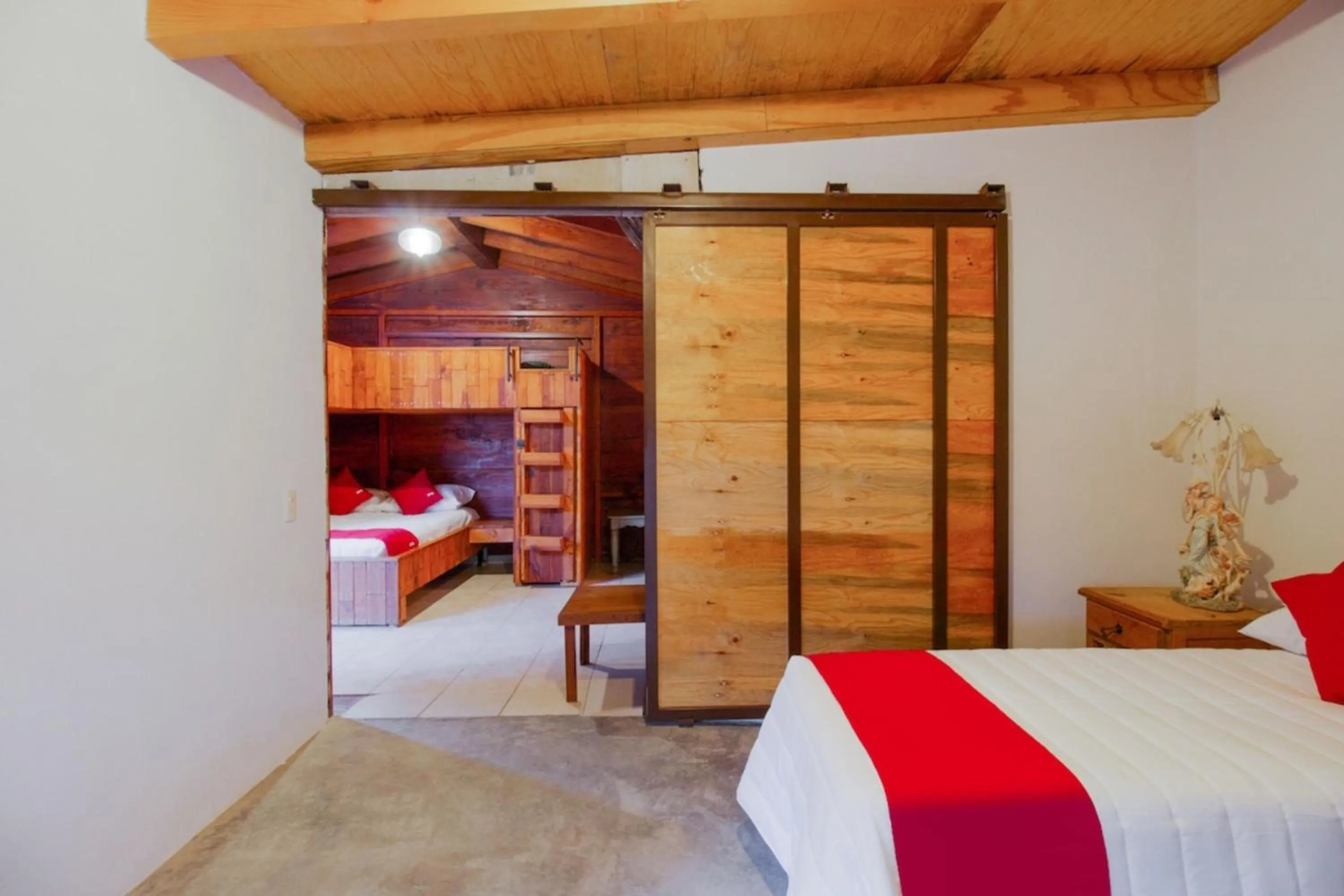 Bedroom, Bed in Capital O Hacienda Filadelfia, El Atorón, Irapuato