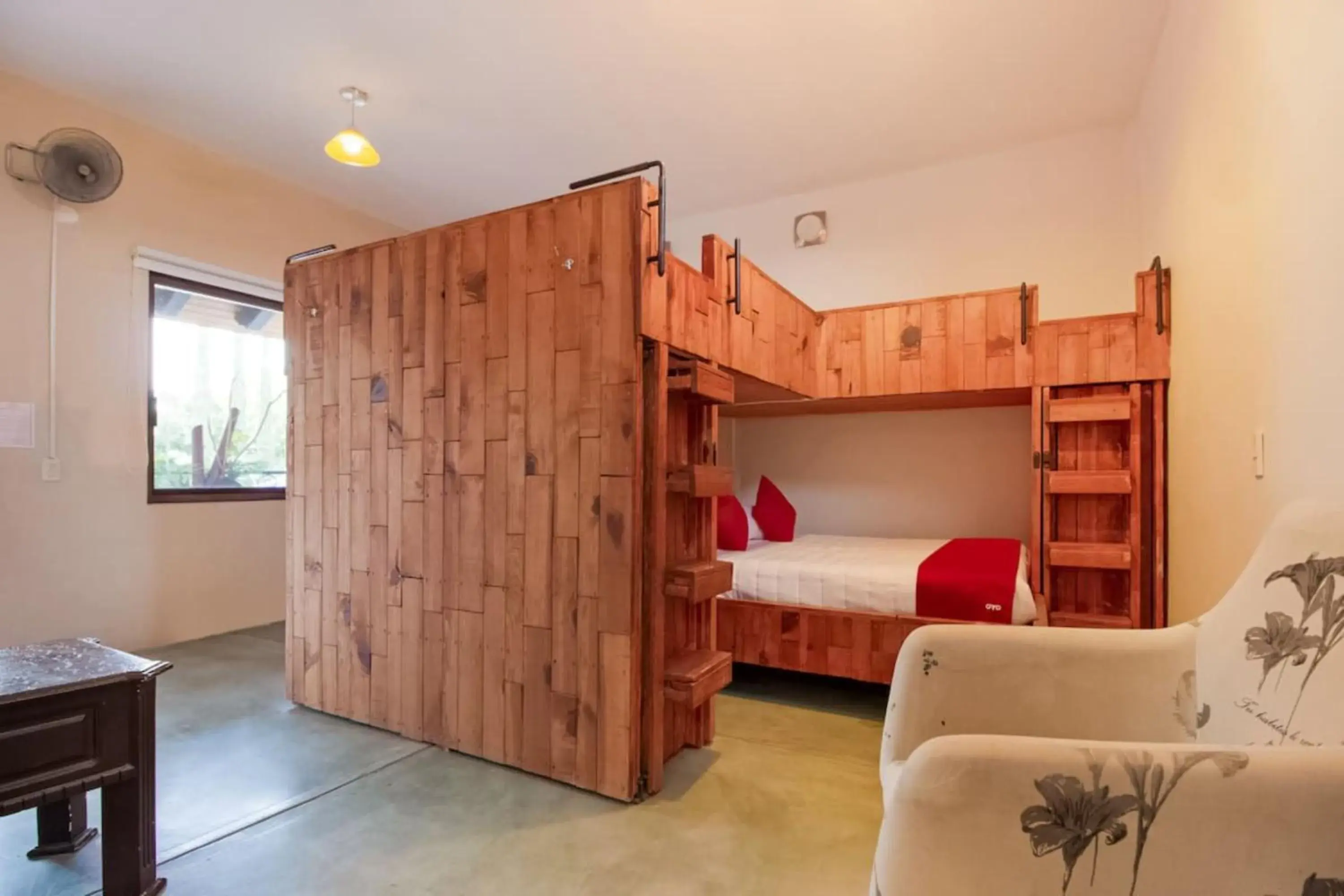 Family Room - single occupancy in Capital O Hacienda Filadelfia, El Atorón, Irapuato Family Room - single occupancy in Capital O Hacienda Filadelfia, El Atorón, Irapuato