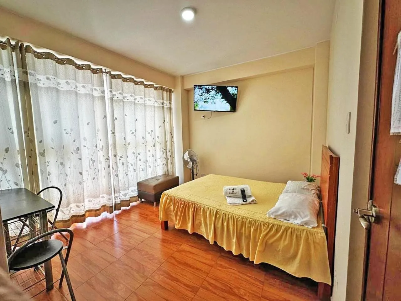 Bedroom, Bed in hotel el parral suite