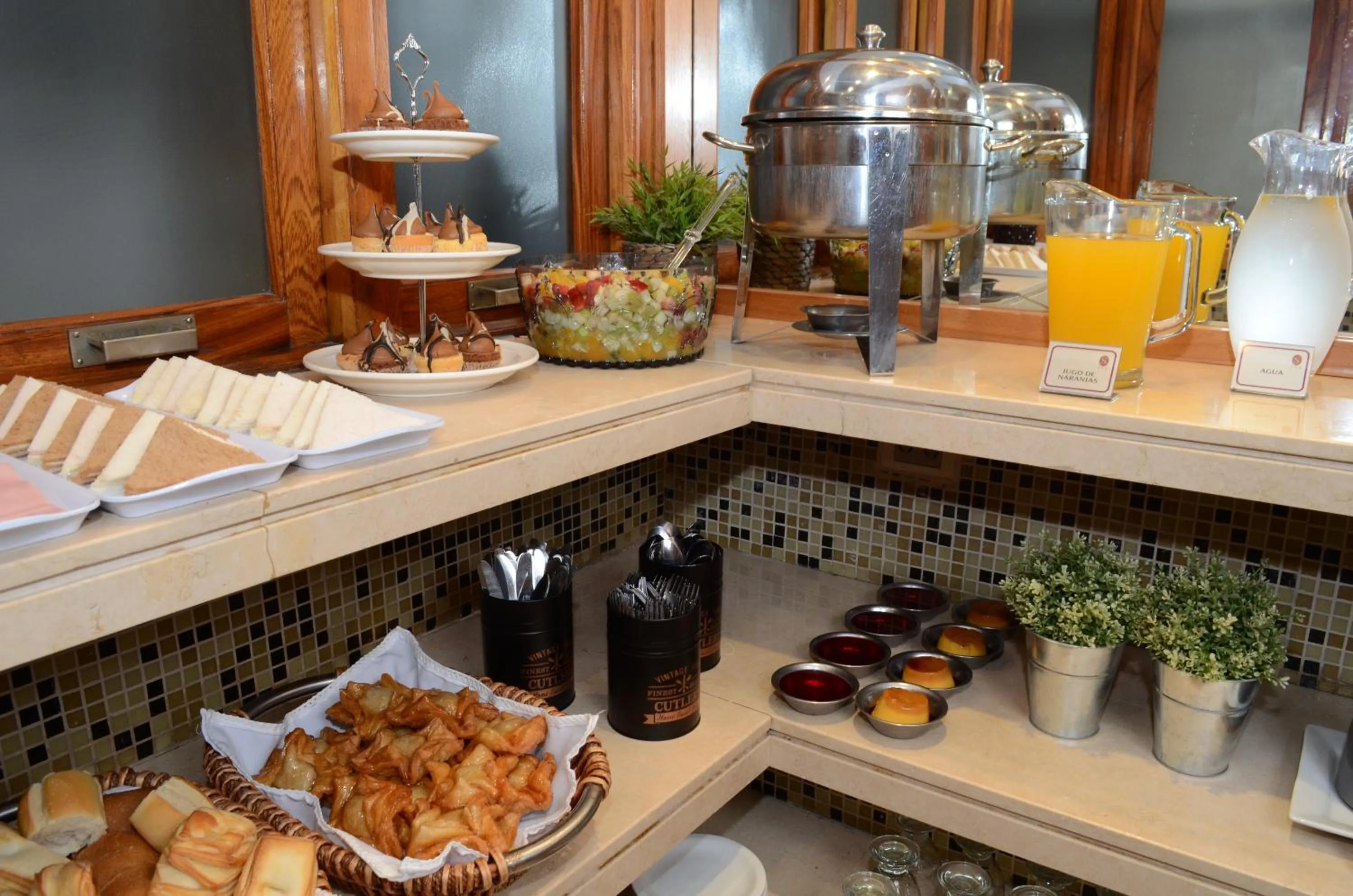 Other in Gran Hotel Skorpios