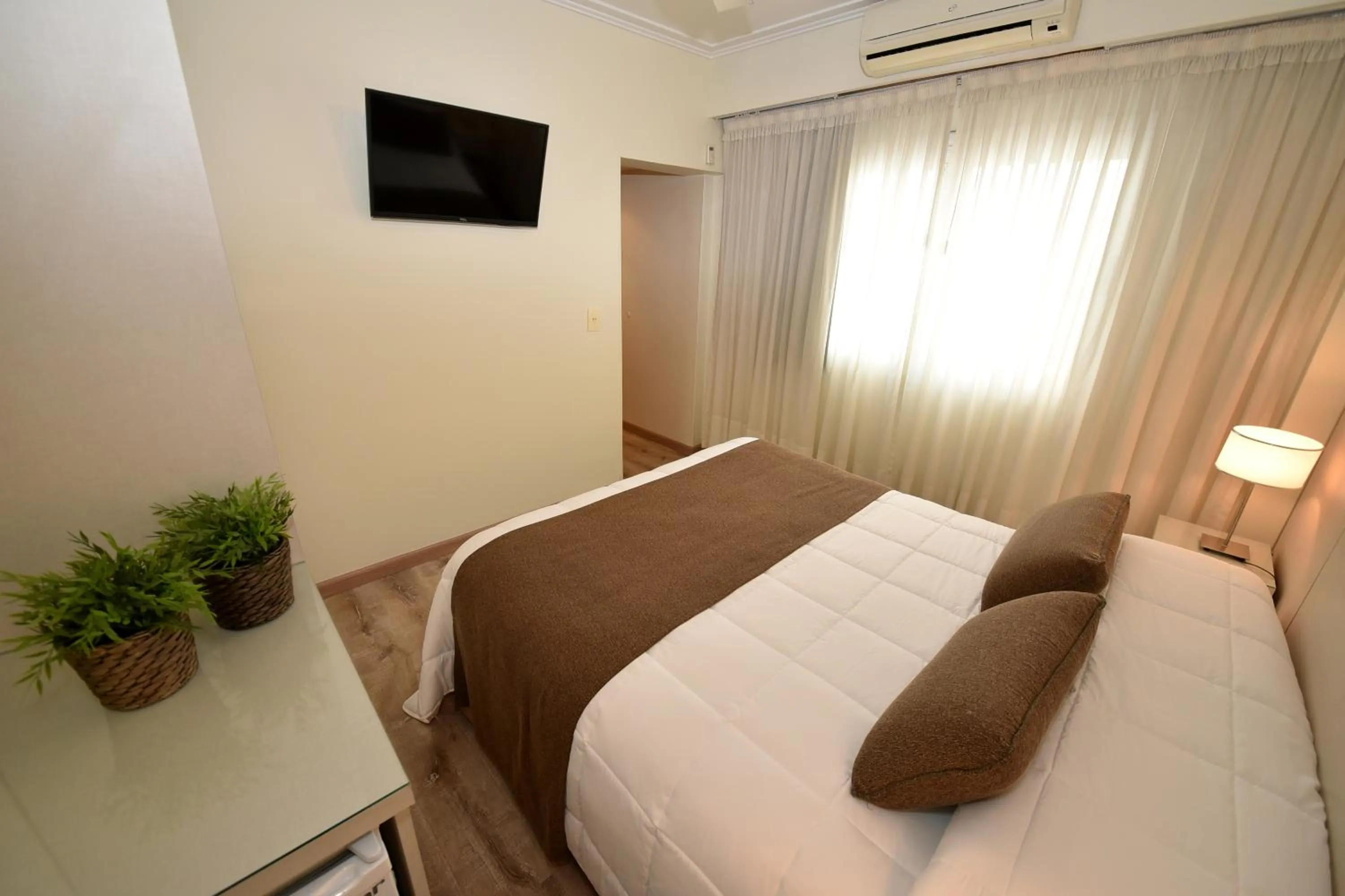 Bed in Gran Hotel Skorpios