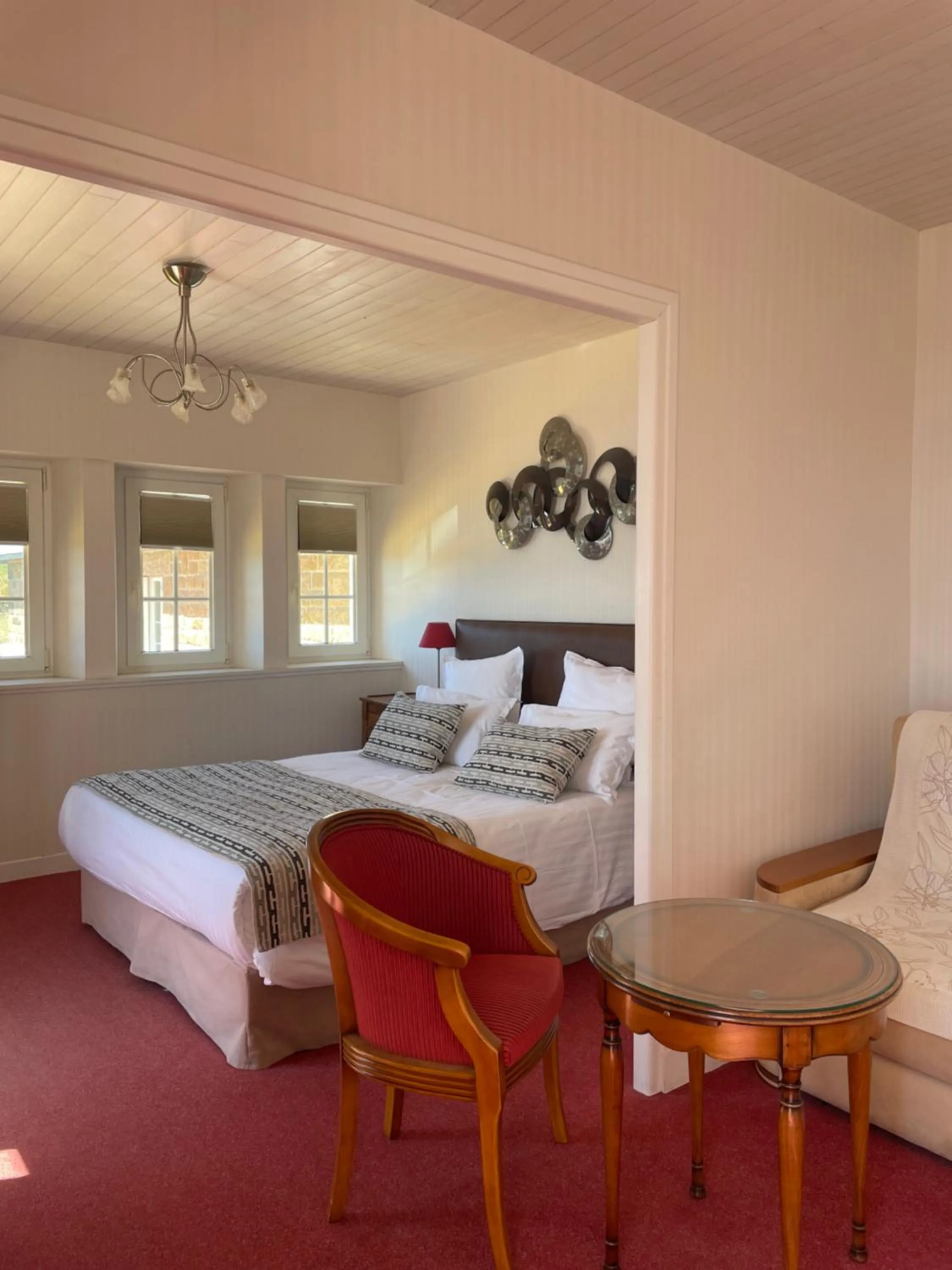 Bed in Hôtel de la Pointe du Grouin