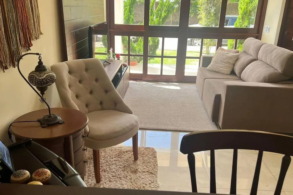 Living room in Casa Retrô Chique Bananeiras - Cond Yes Banana