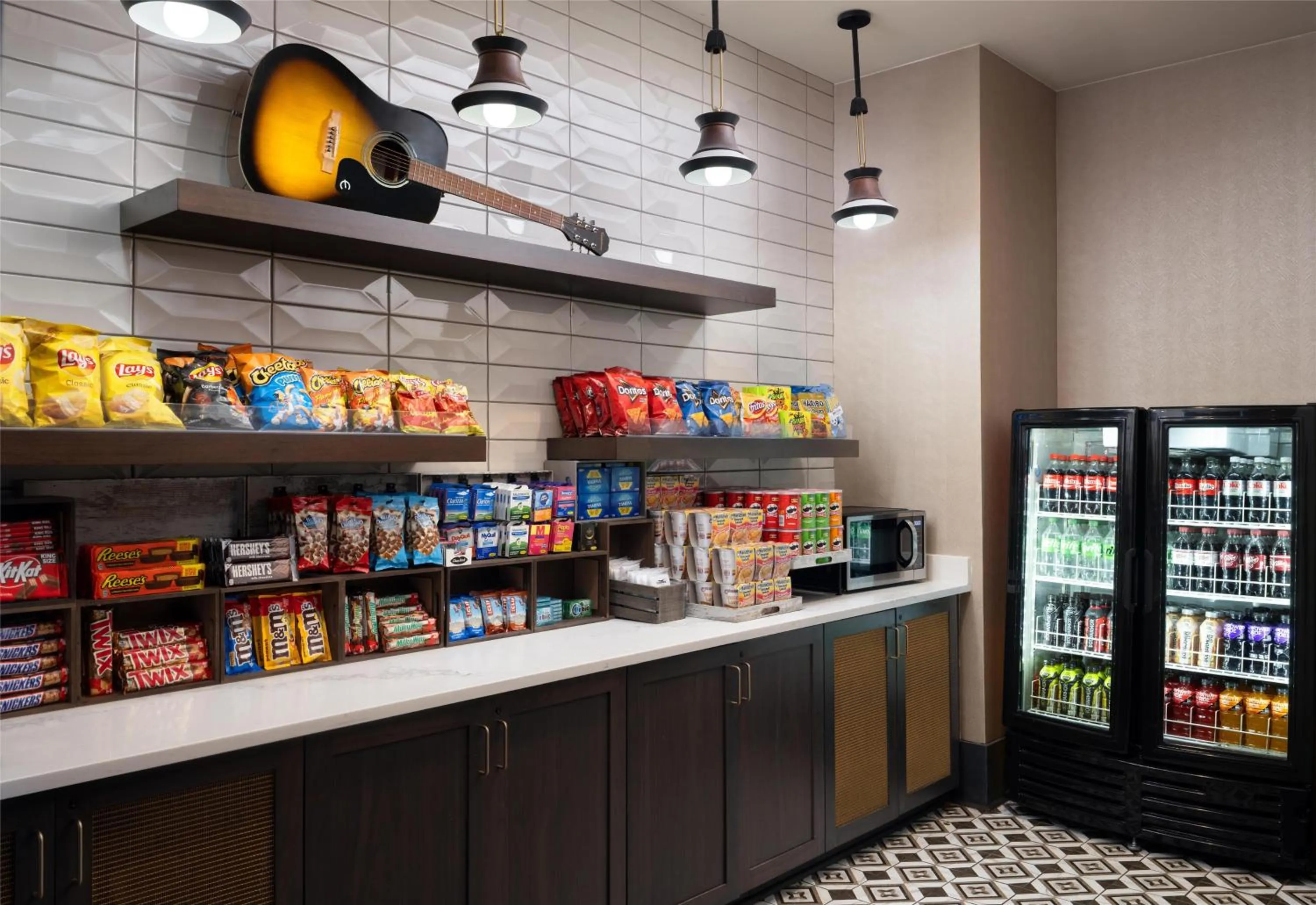 Restaurant/places to eat in DoubleTree by Hilton Hotel Nashville Downtown